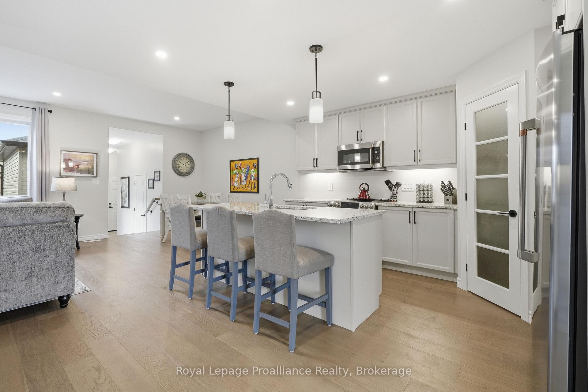 24 Riverstone Way photo 8