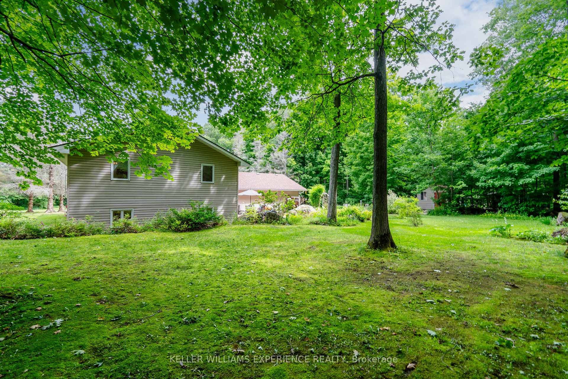 1760 Sandhill Road photo 32