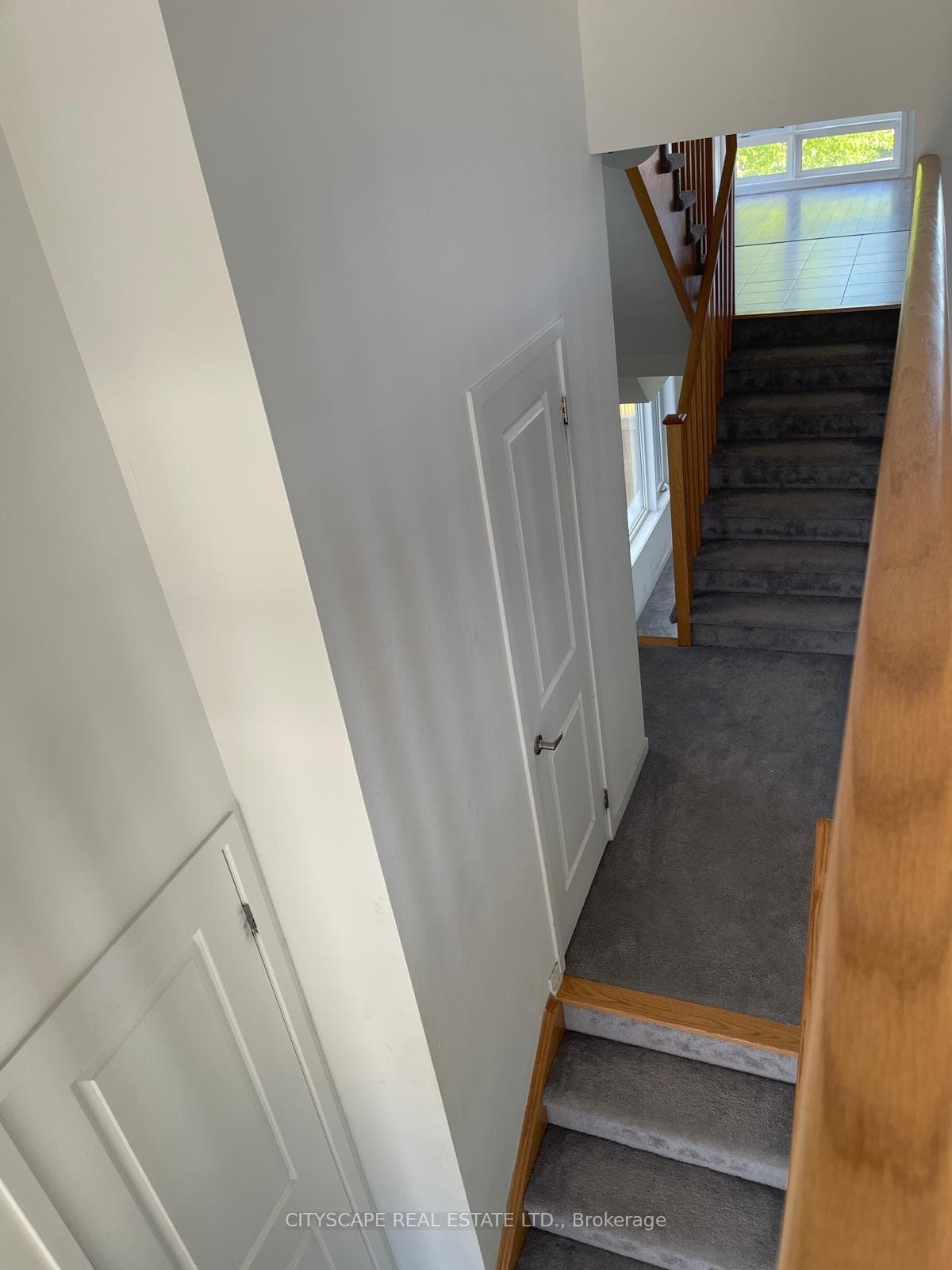 801 Heathrow Path photo 18