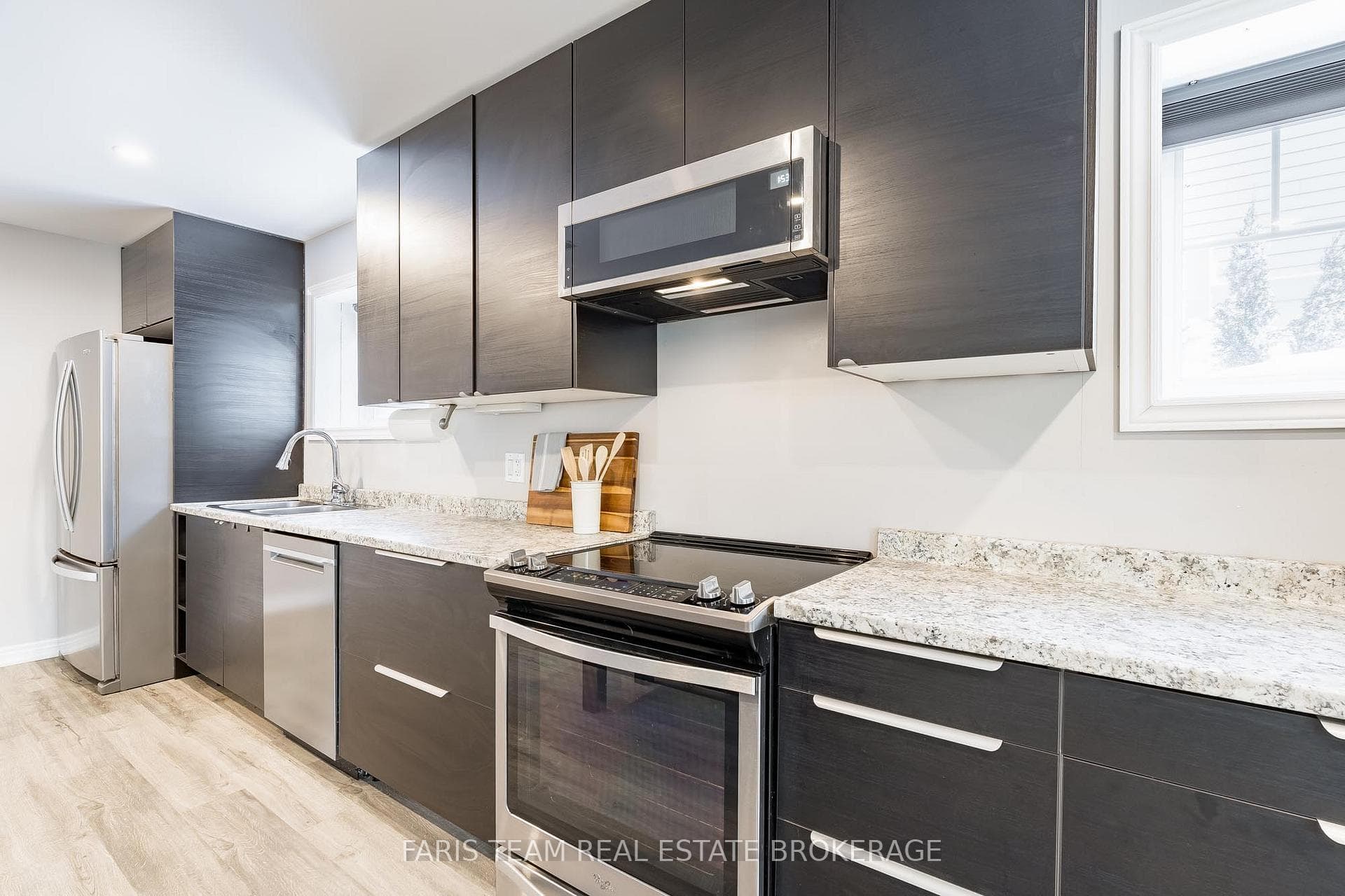 287 Robinson Road photo 31