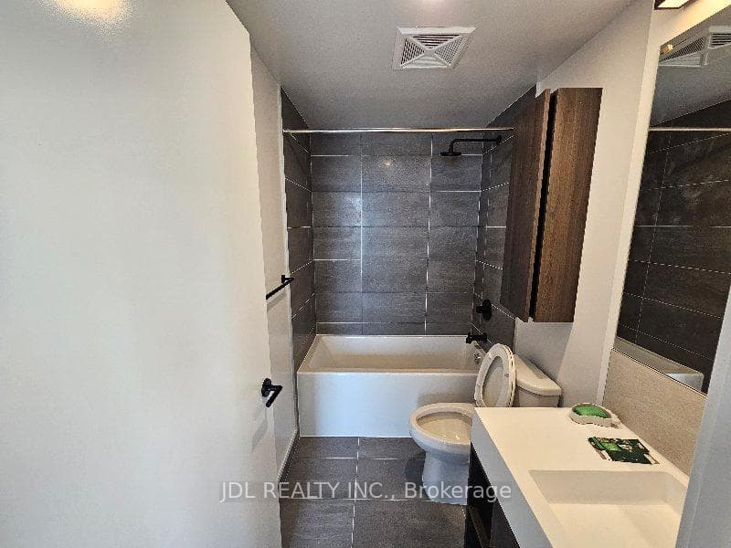 108 Peter Street Unit 4113 photo 3