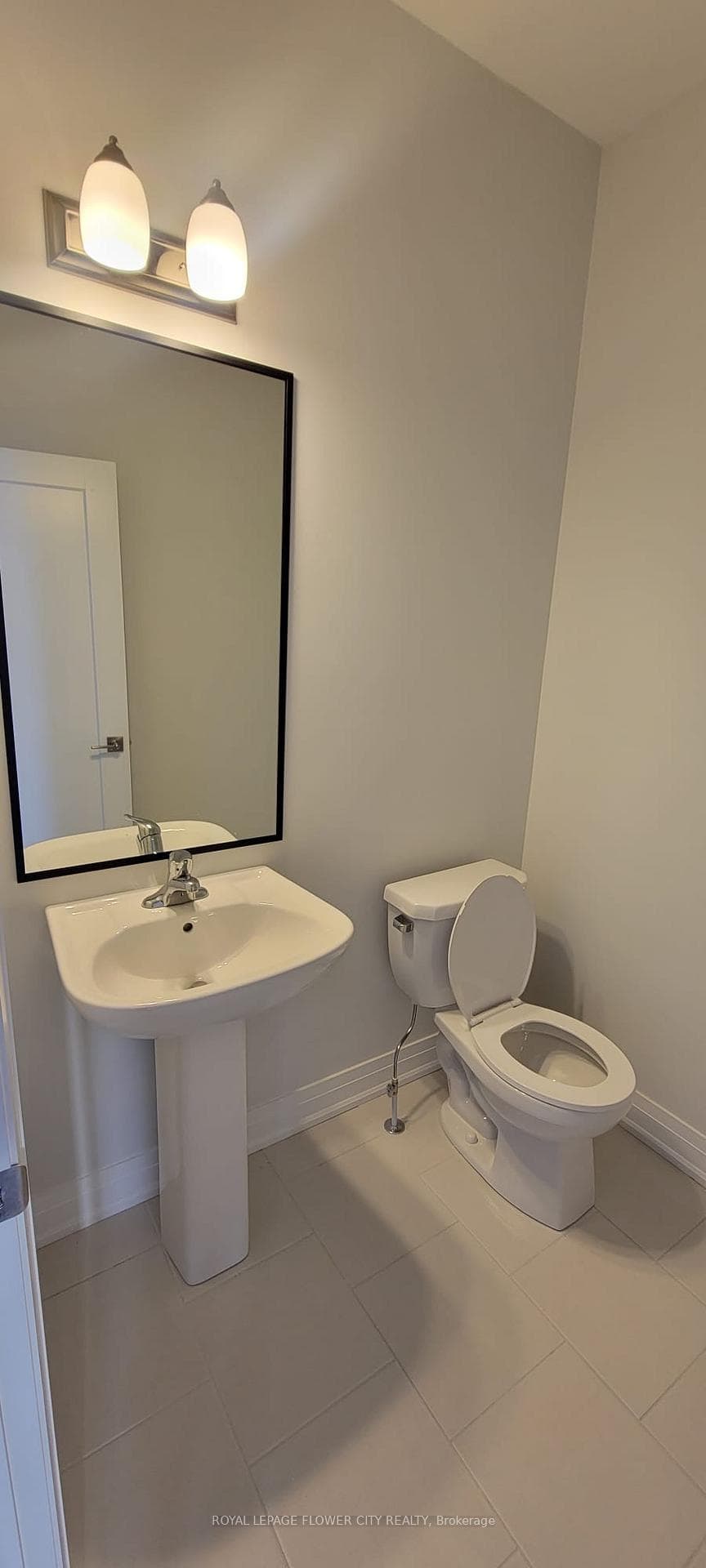 18 Humberstone Drive photo 24