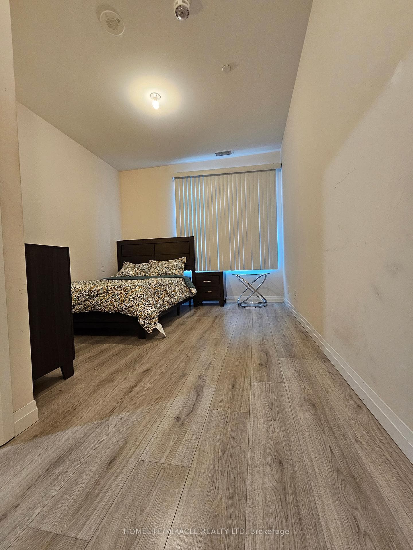 2152 Lawrence Avenue Unit 101 photo 7