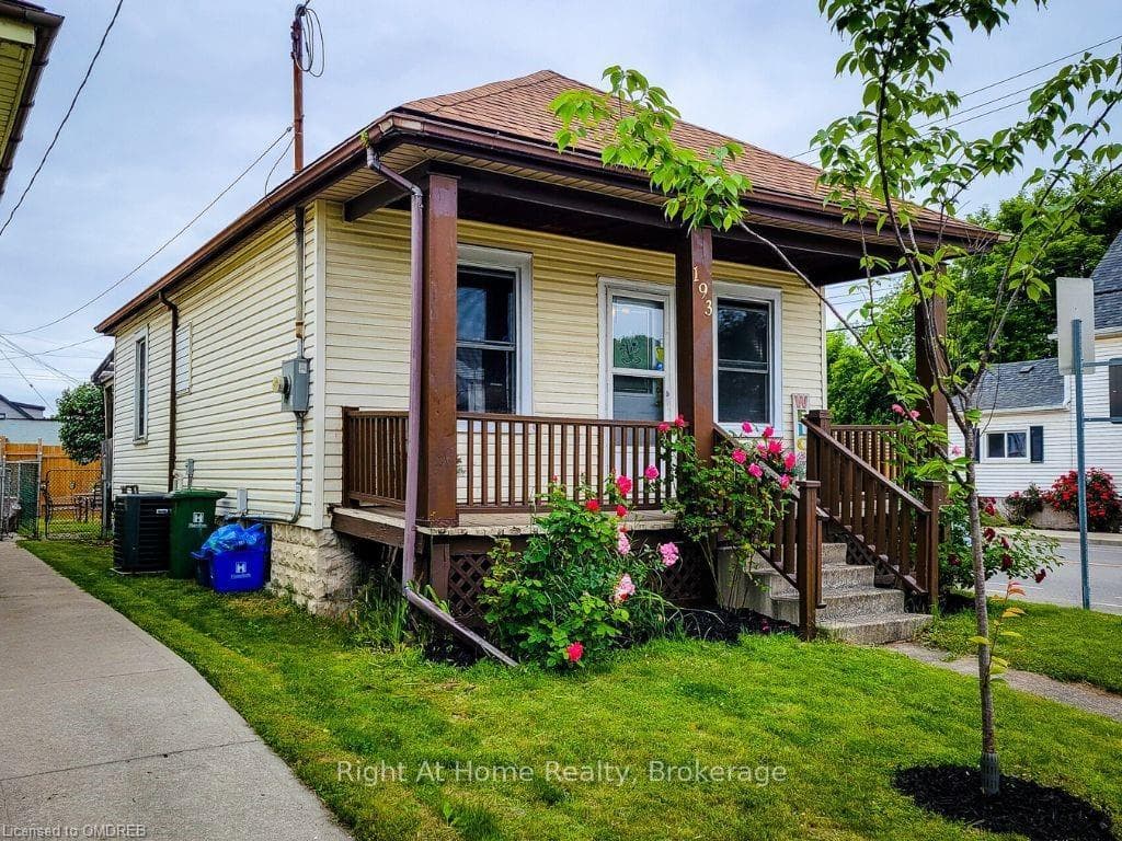 193 WEIR Street photo 4