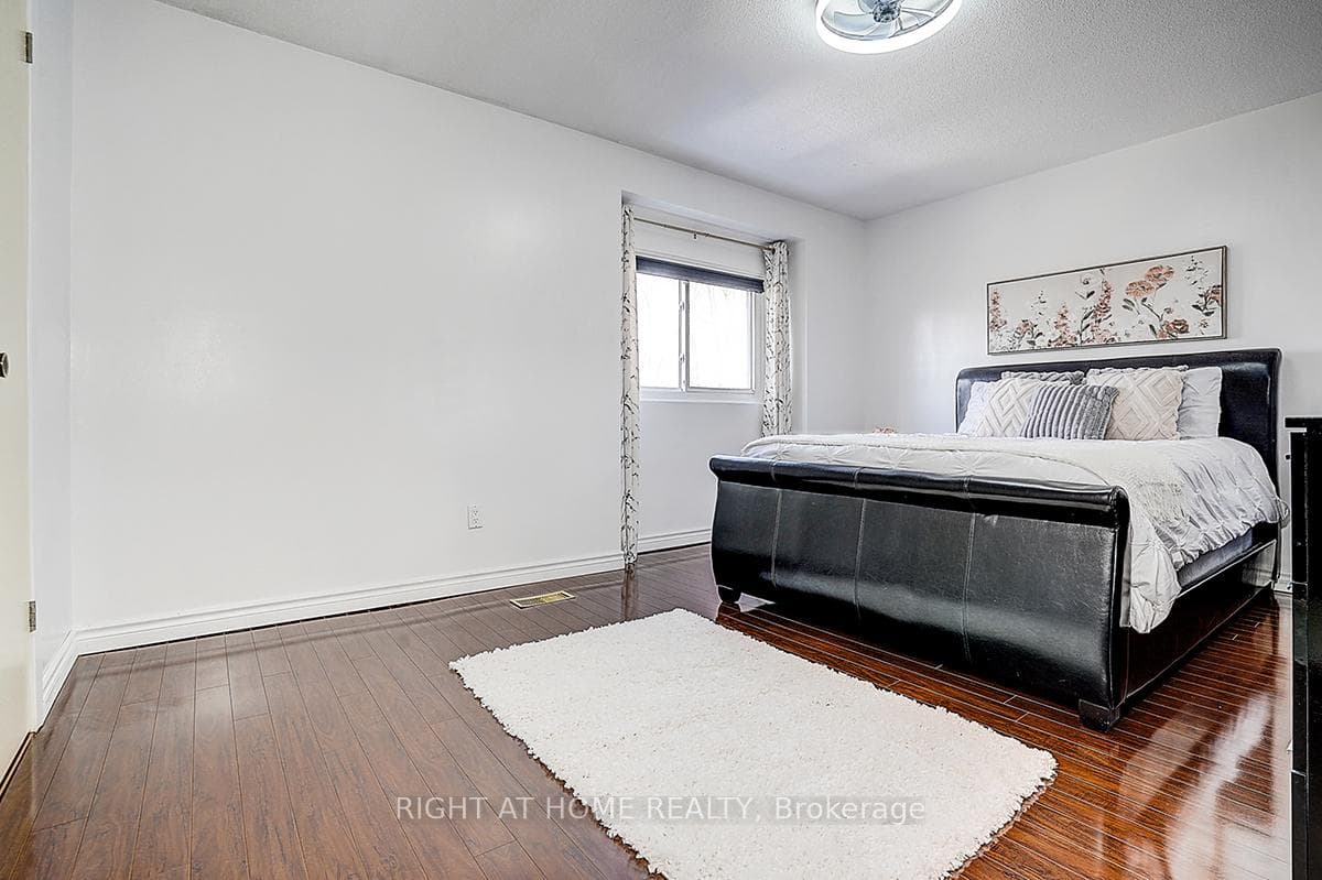 32 Macauley Drive photo 22