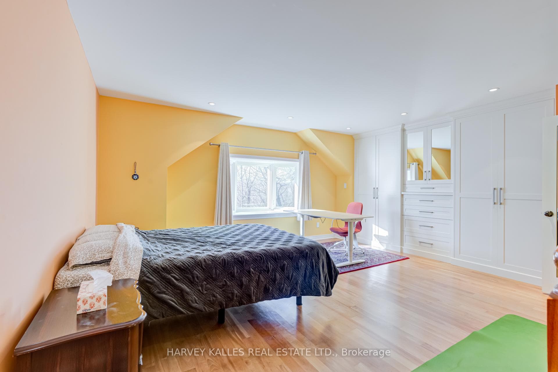 24 Beaucourt Road photo 14