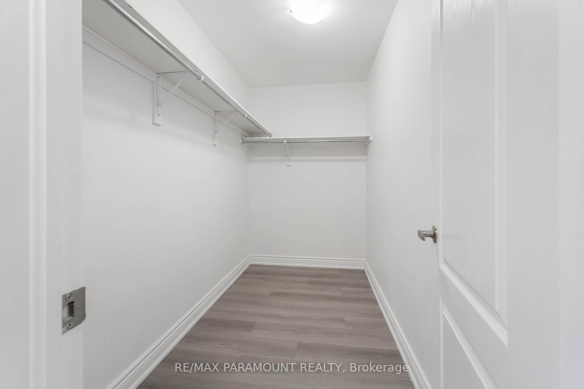 20 Vaughn Drive photo 24