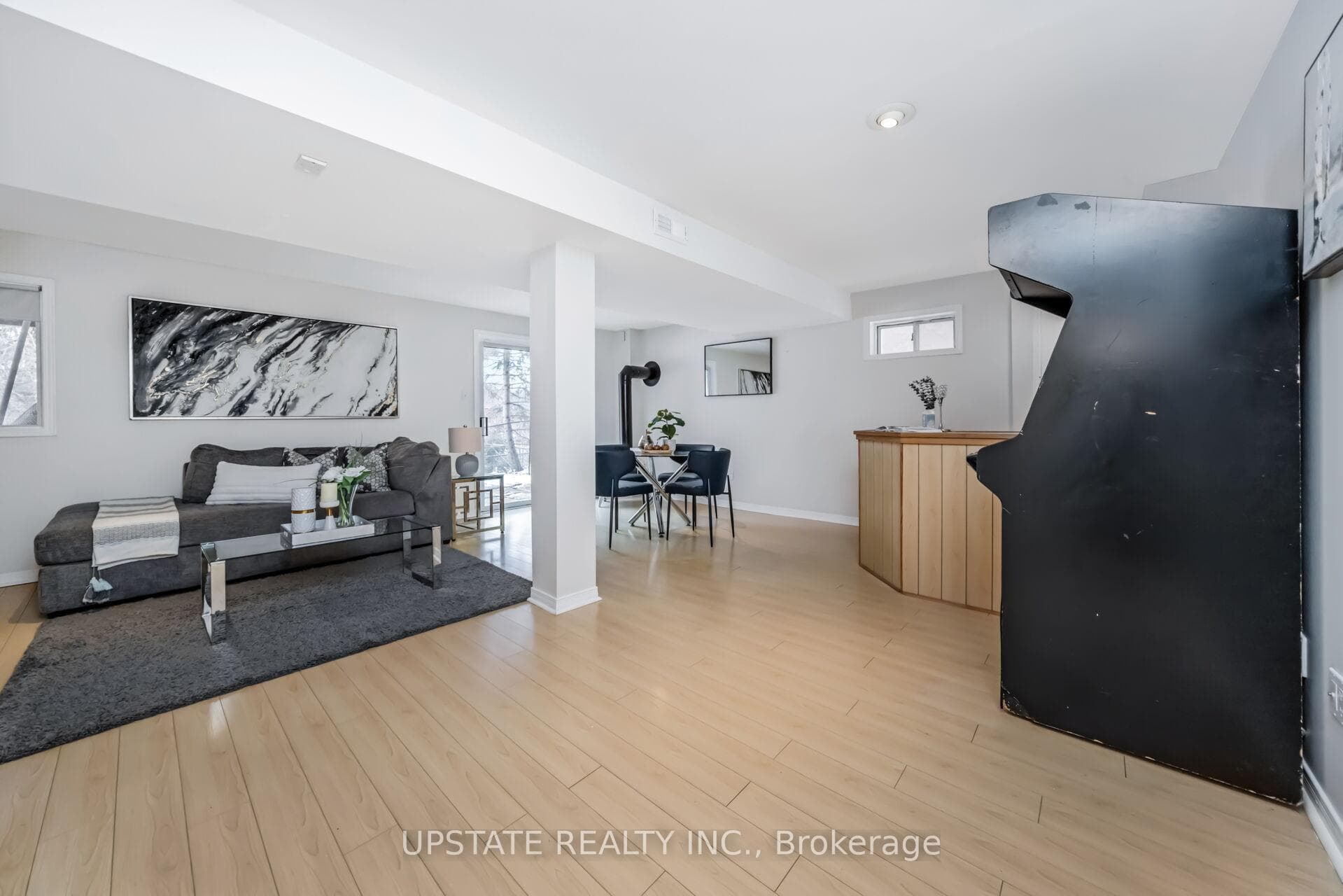 7 Birchway Place photo 30