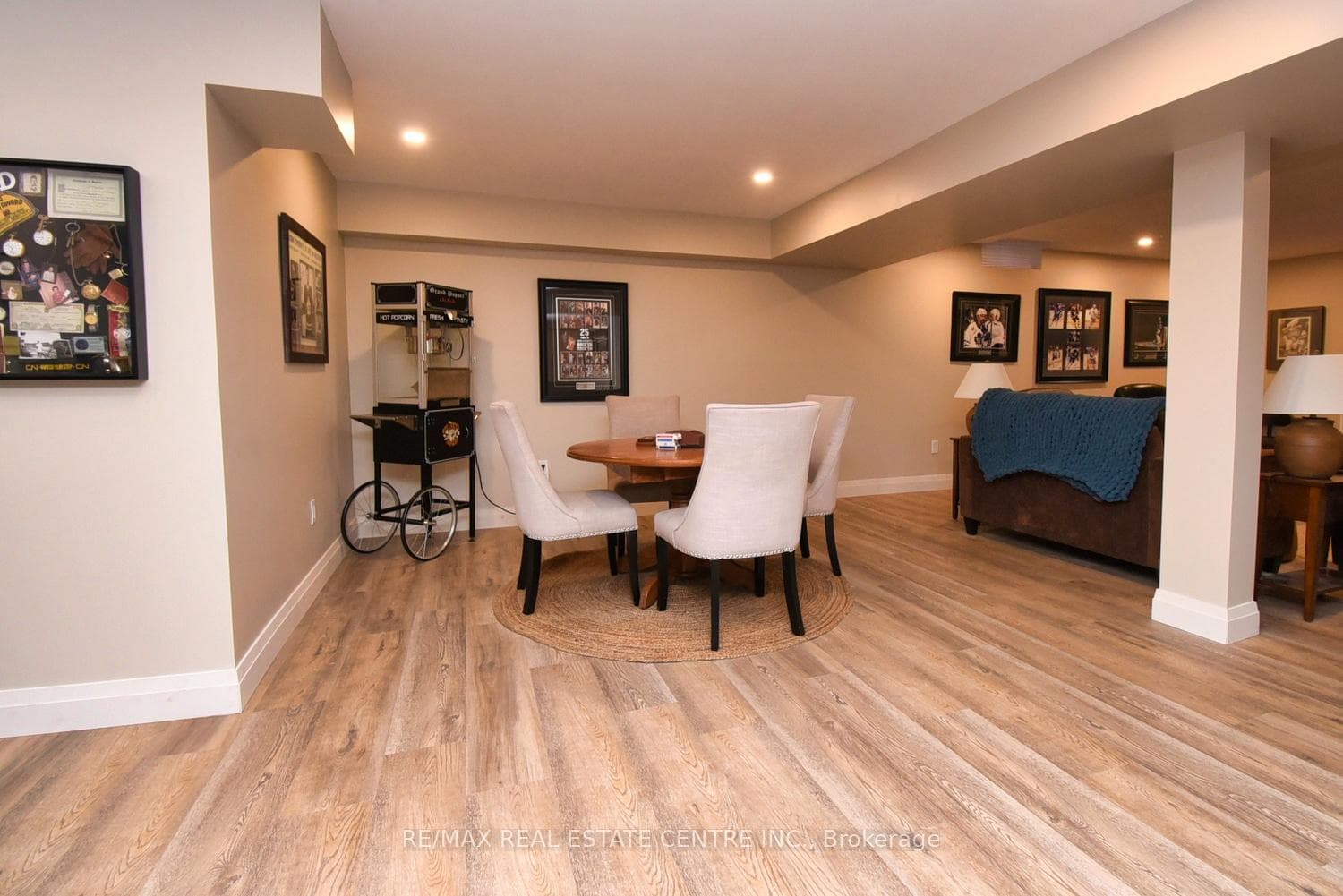 47 Surrey Drive photo 35