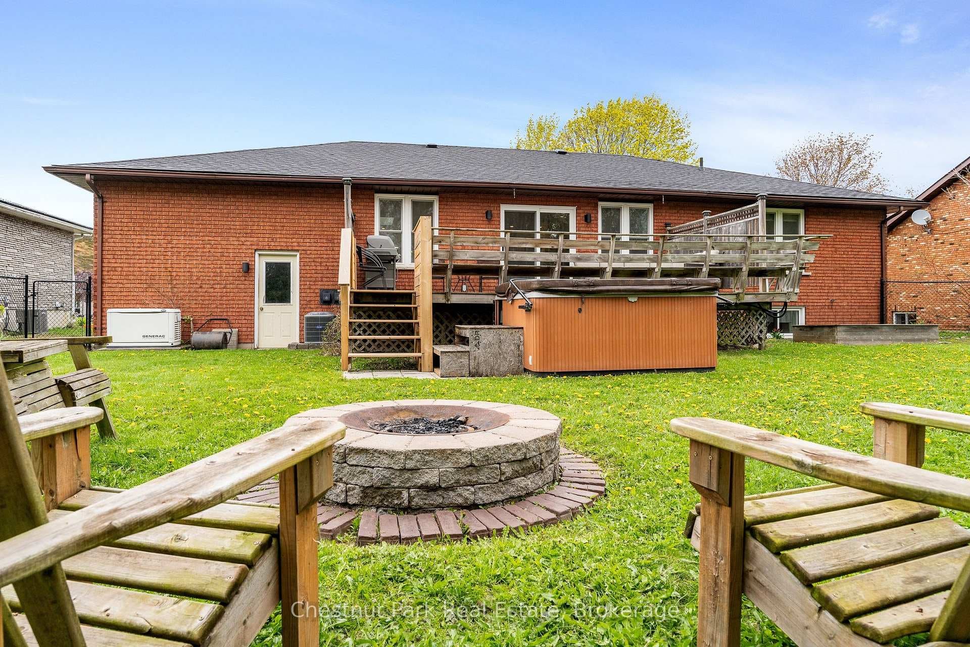 7 McKean Boulevard photo 12