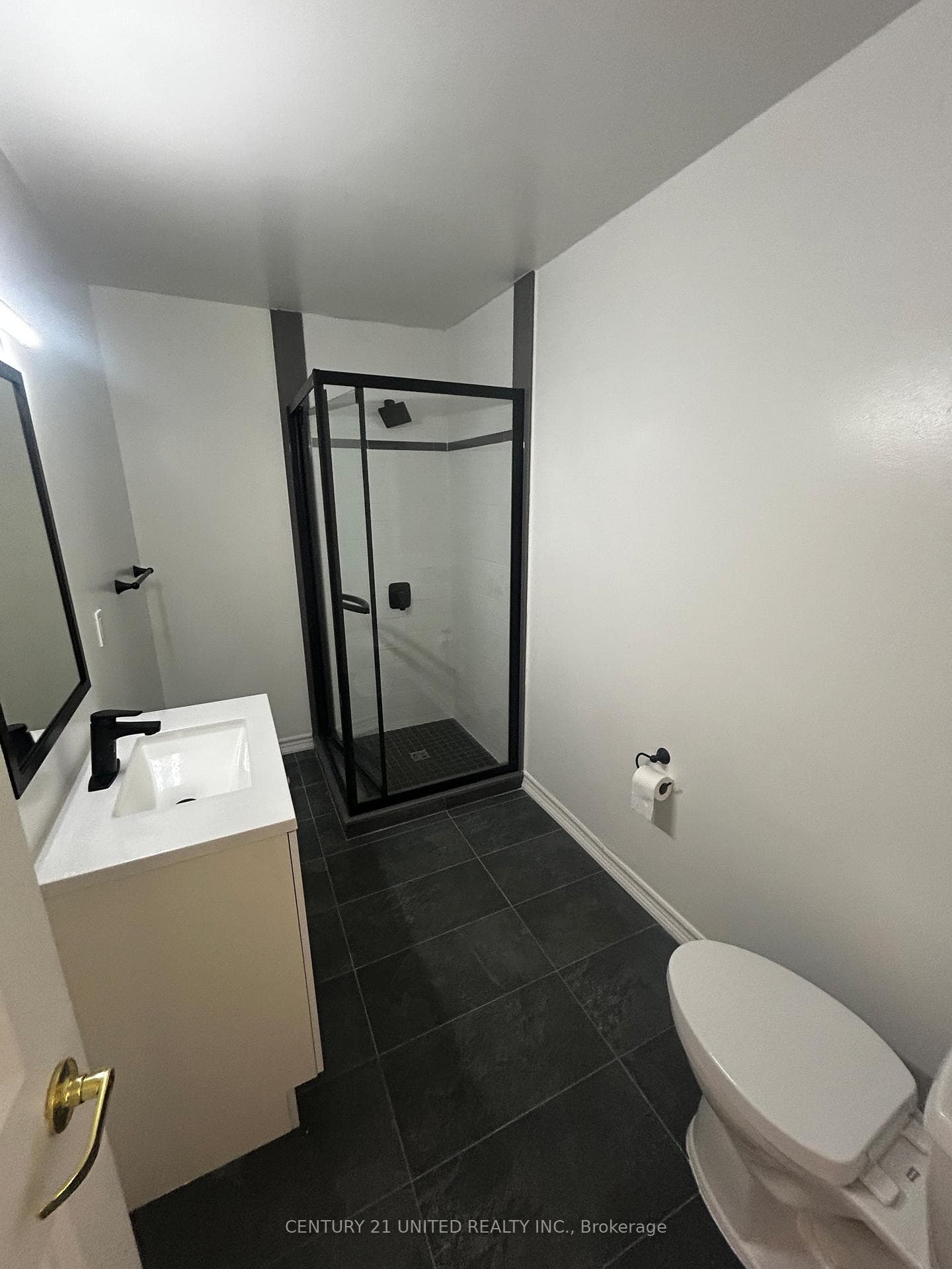 174.5 Hunter Street Unit 6 photo 2