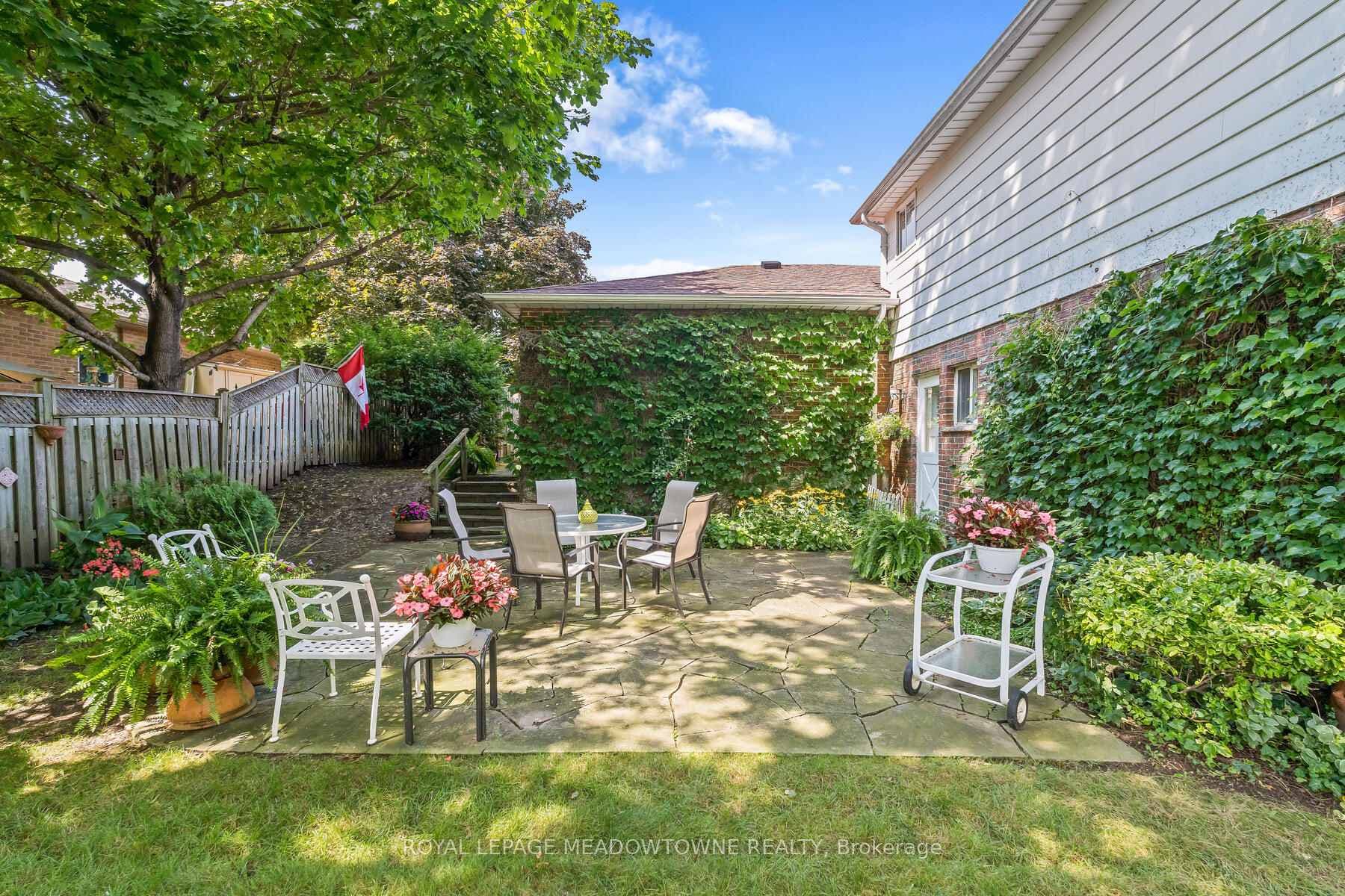 36 Regan Crescent photo 29