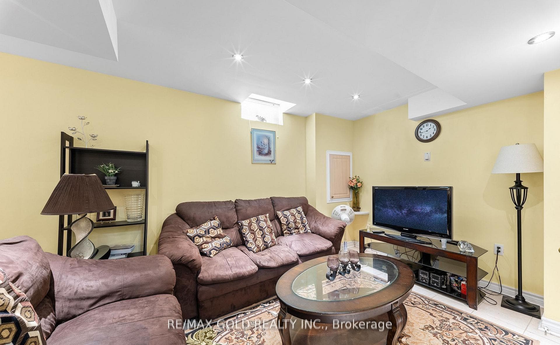 17 Calderstone Road photo 33