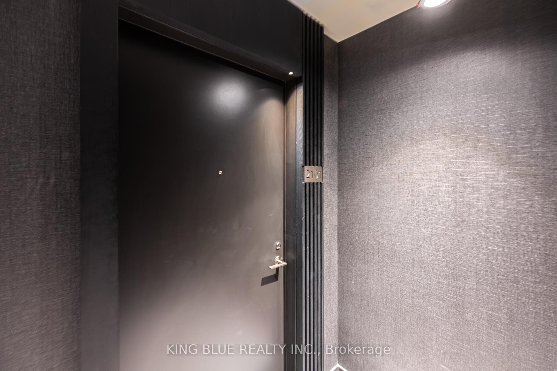 110 Broadway Avenue Unit 2101 photo 6