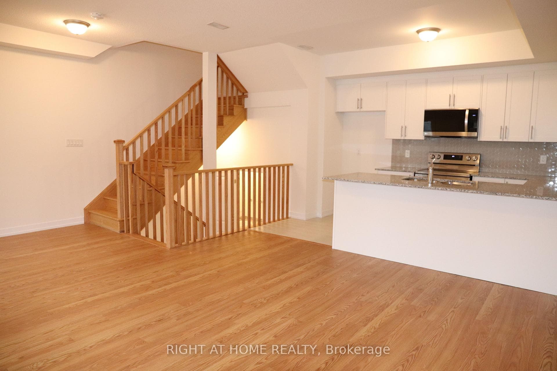 1541 Hilson Heights photo 21