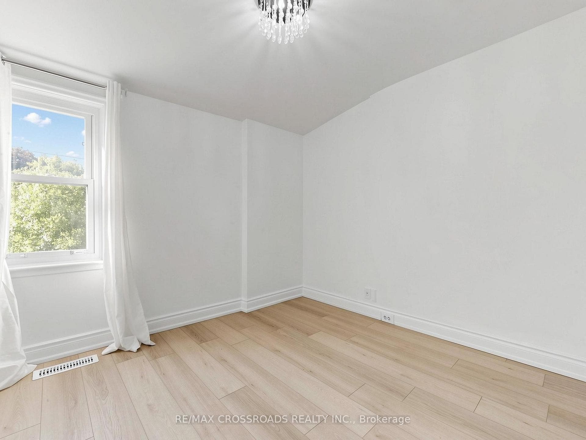 53 Bonniewood Road photo 22