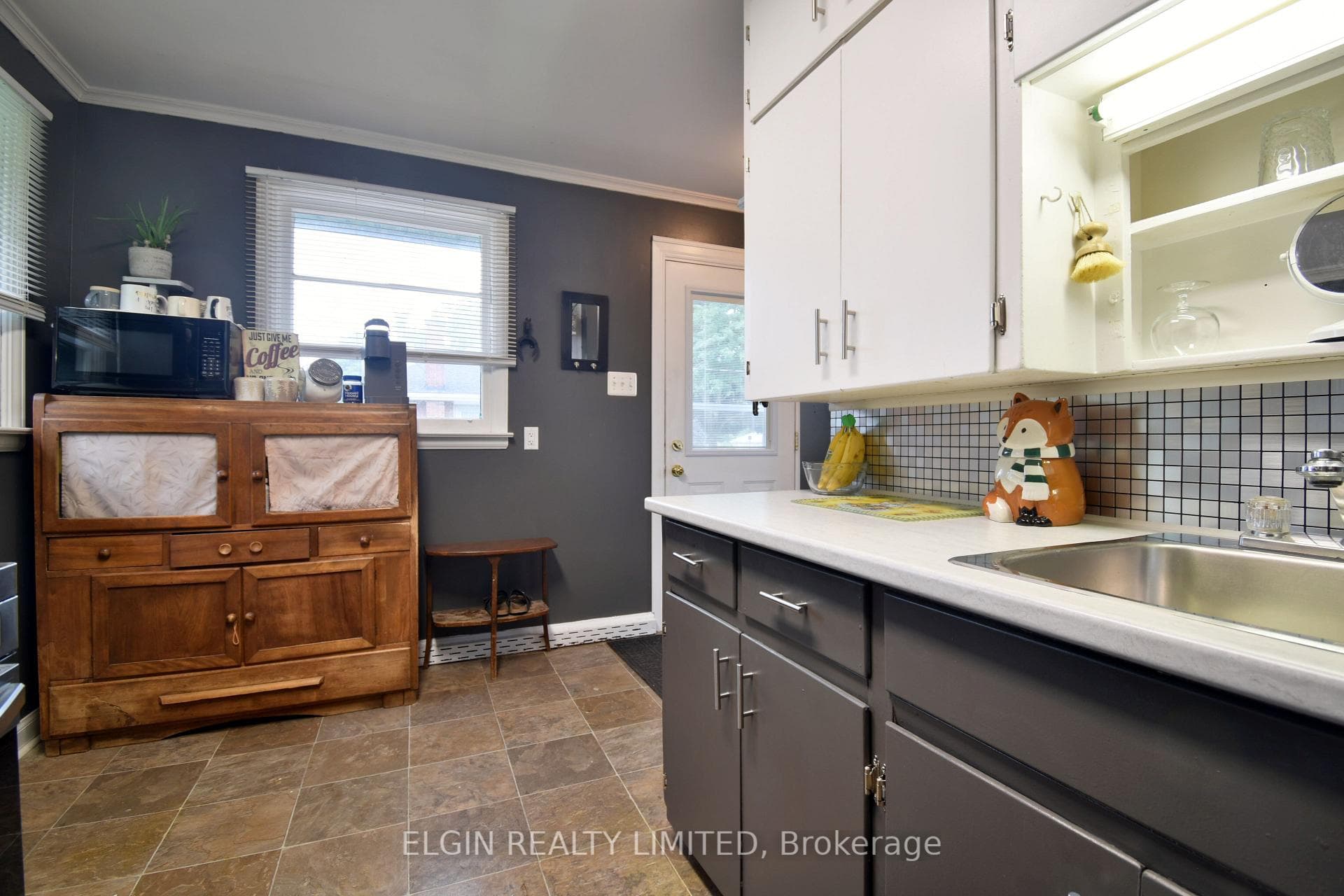 4 Willow Street photo 17