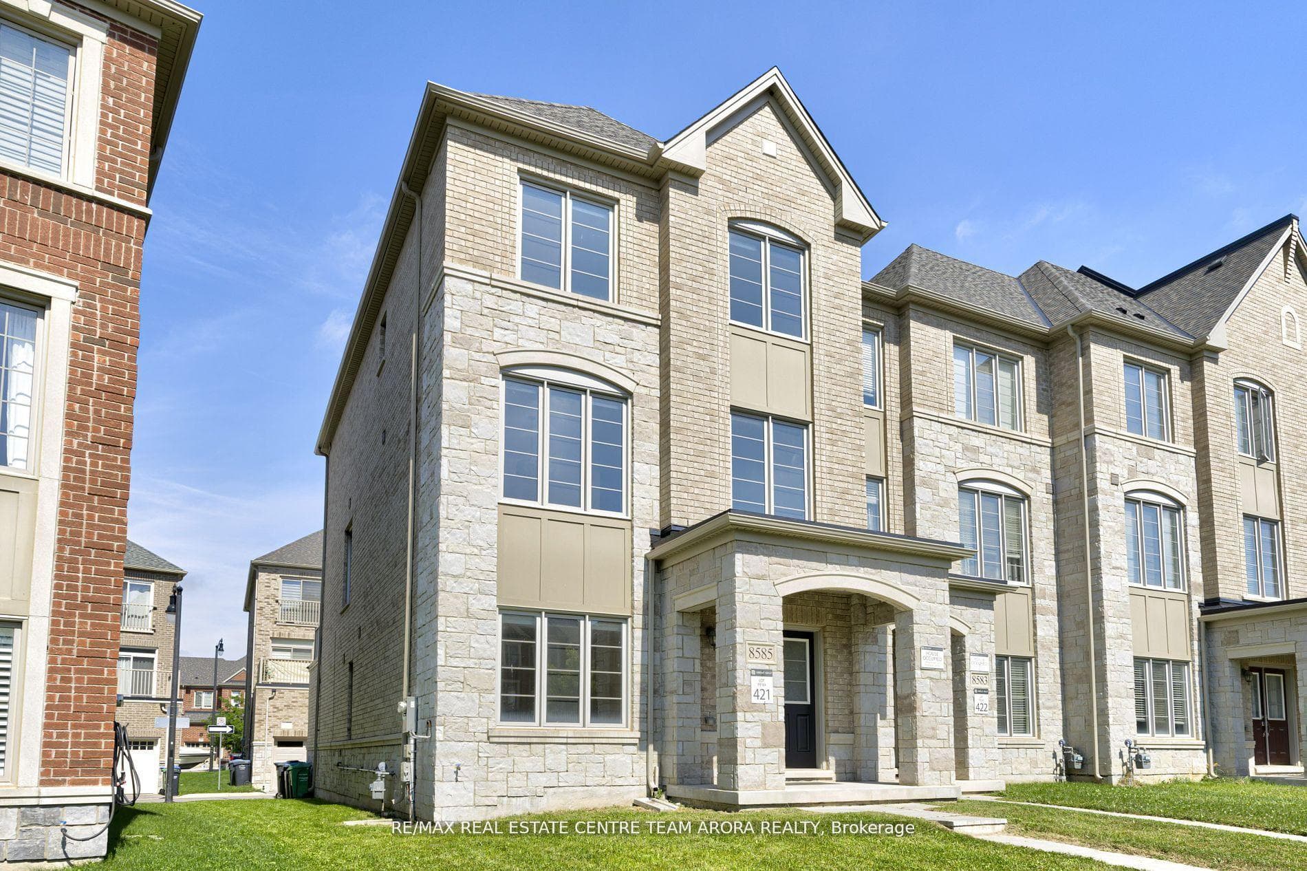 8585 Financial Drive photo 2