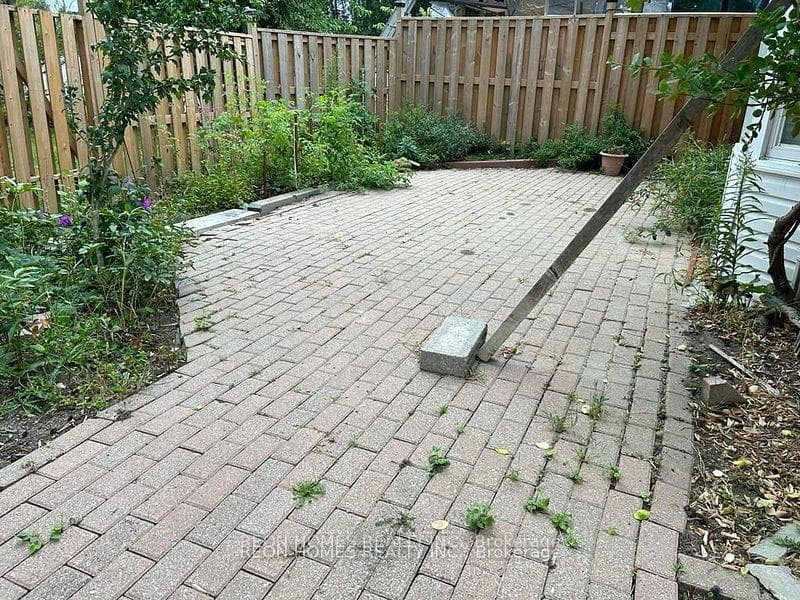 10165 Sheppard Avenue Unit (Annex) photo 16