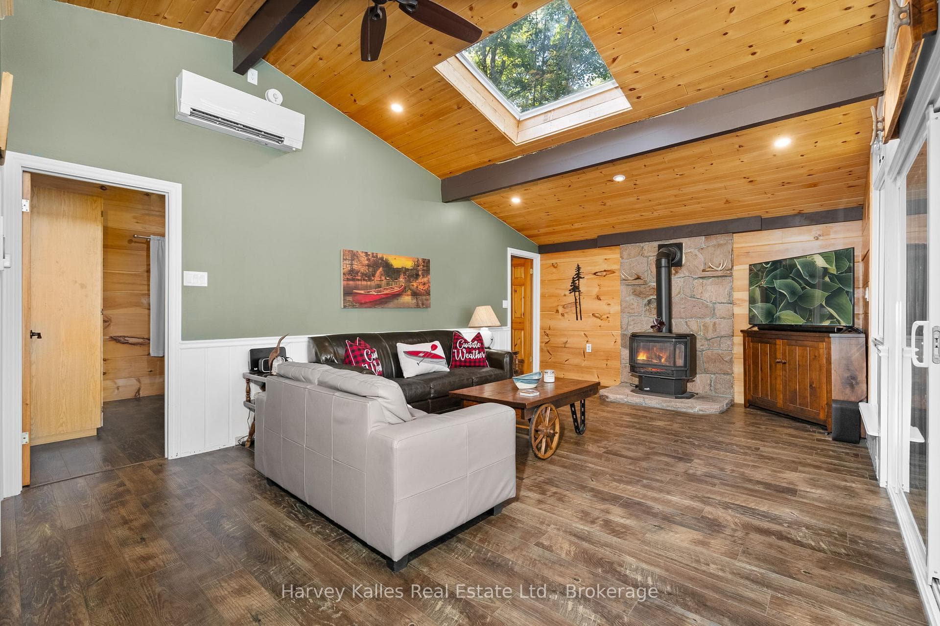 1003 Hollow Road photo 16