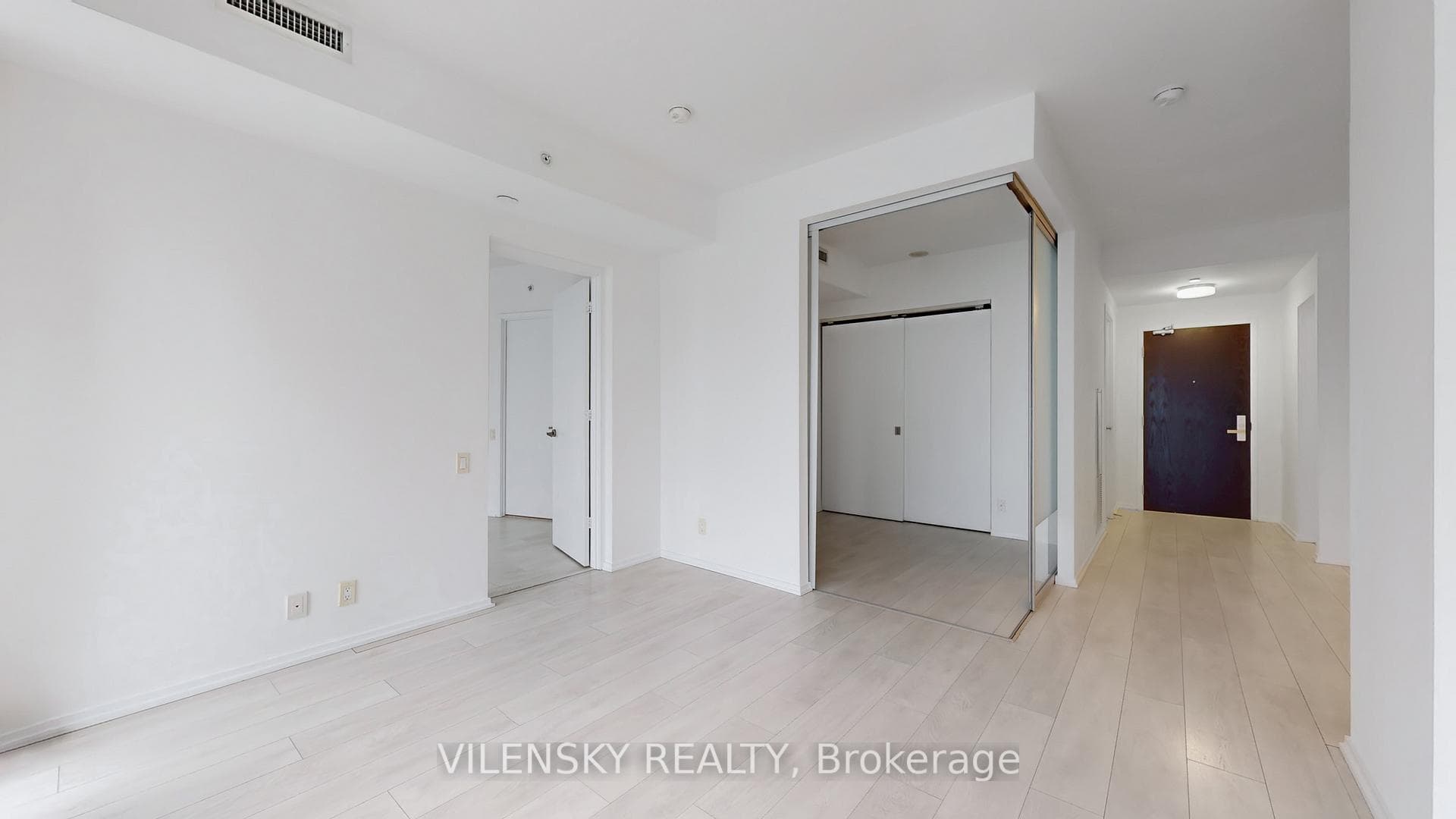 125 Peter Street Unit 3311 photo 16