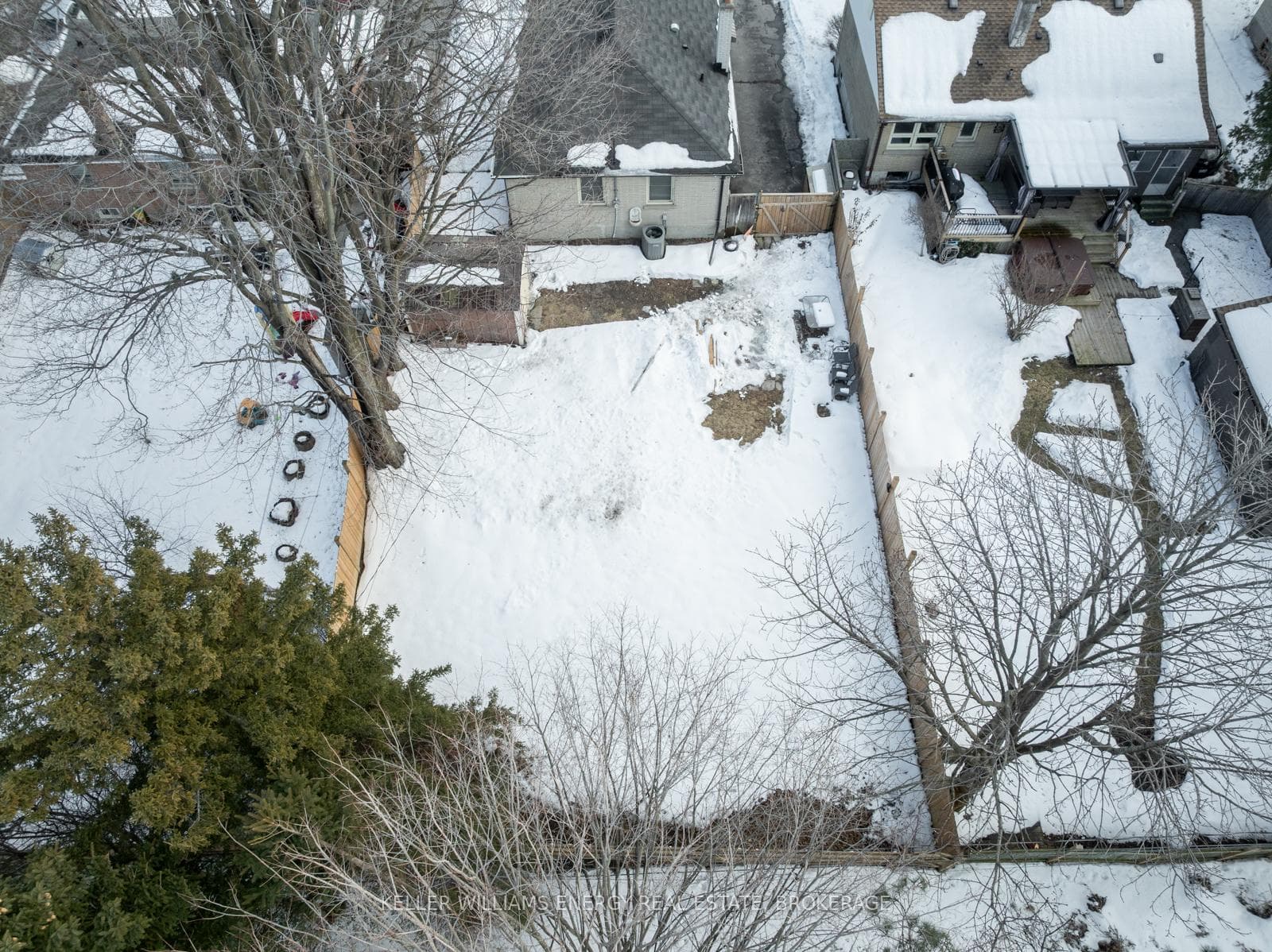 17 Admiral Road photo 32