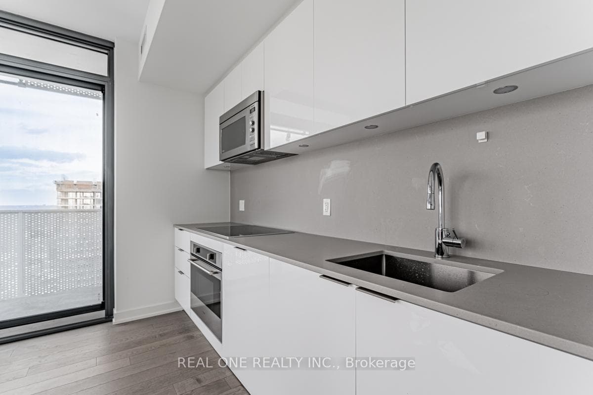 20 Lombard Street Unit 3602 photo 9