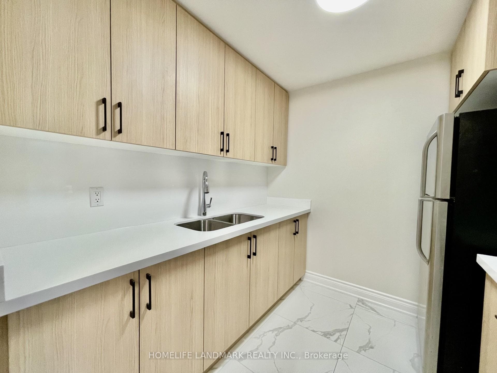 159 Edgehill Drive Unit J12 photo 11