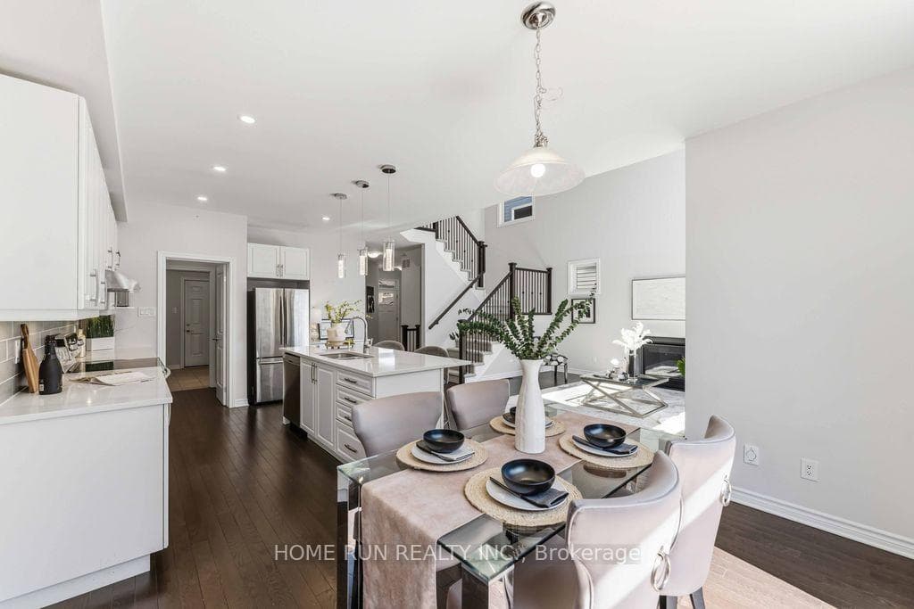 95 Shinny Avenue photo 17