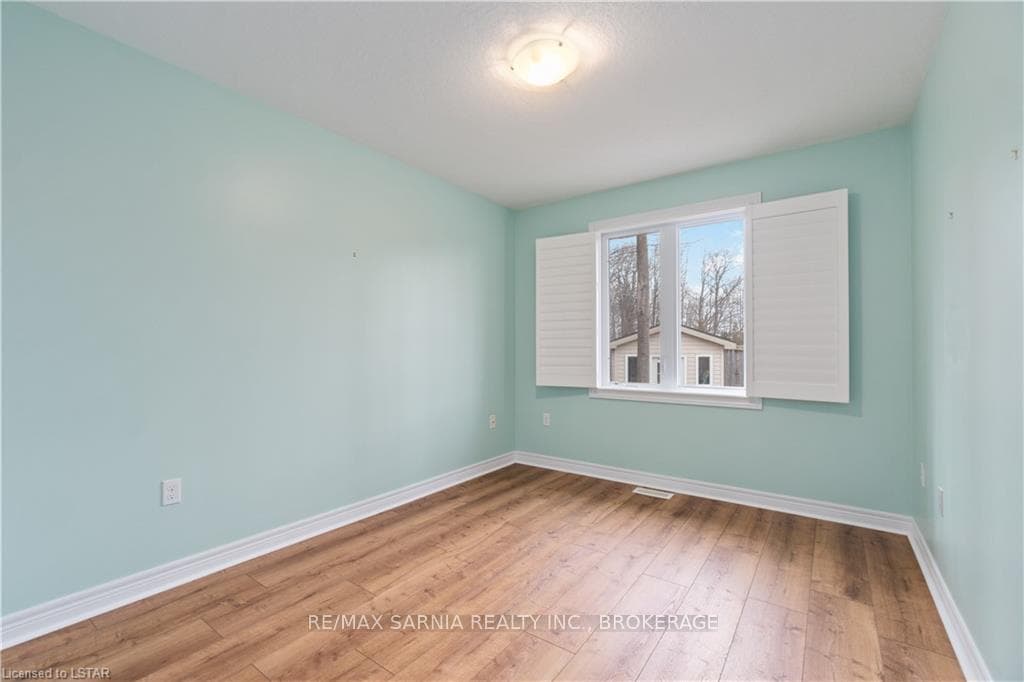299 CASSANDRA Boulevard photo 23