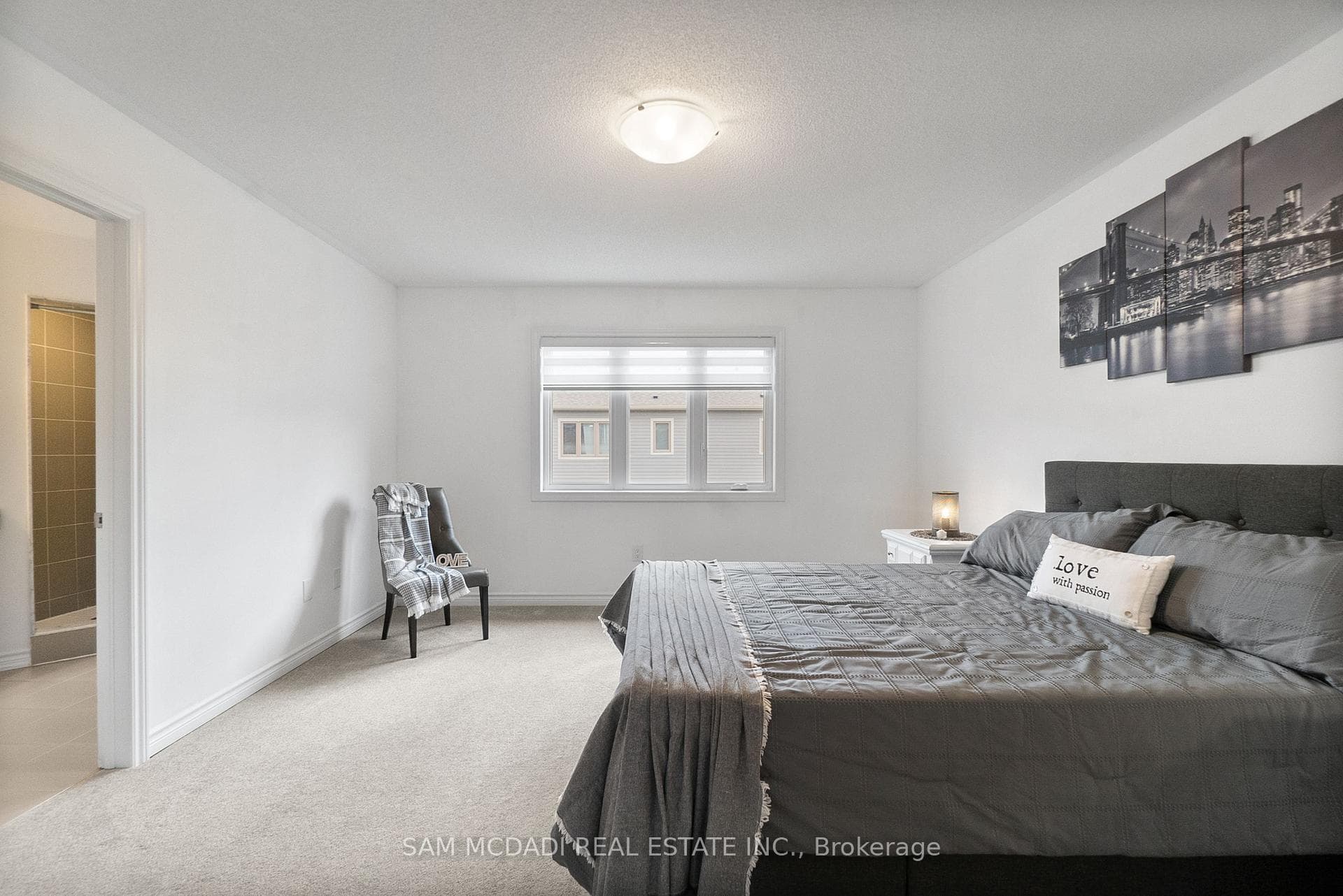 32 Fennell Street photo 14