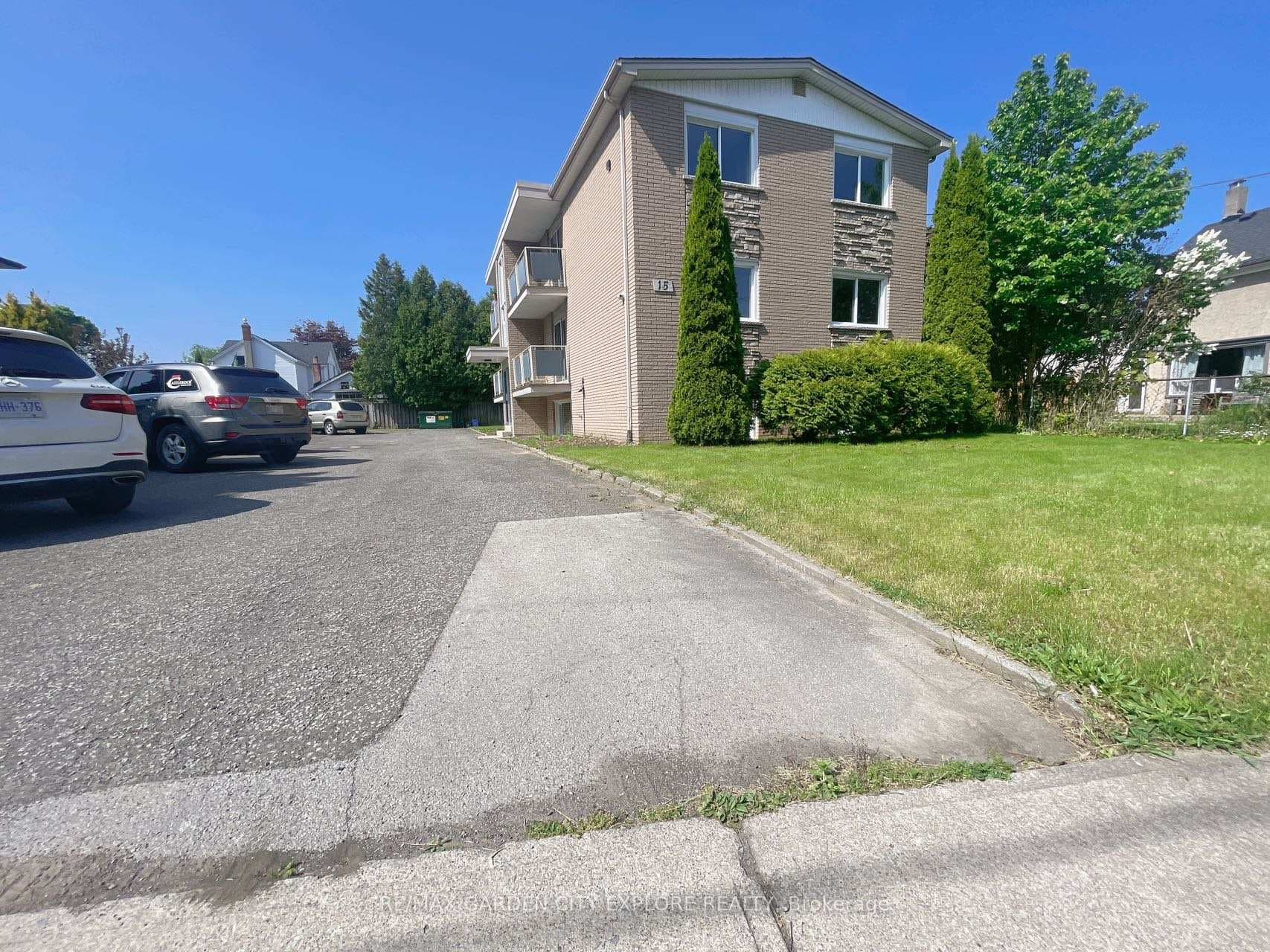 15 John Street Unit 1 photo 4