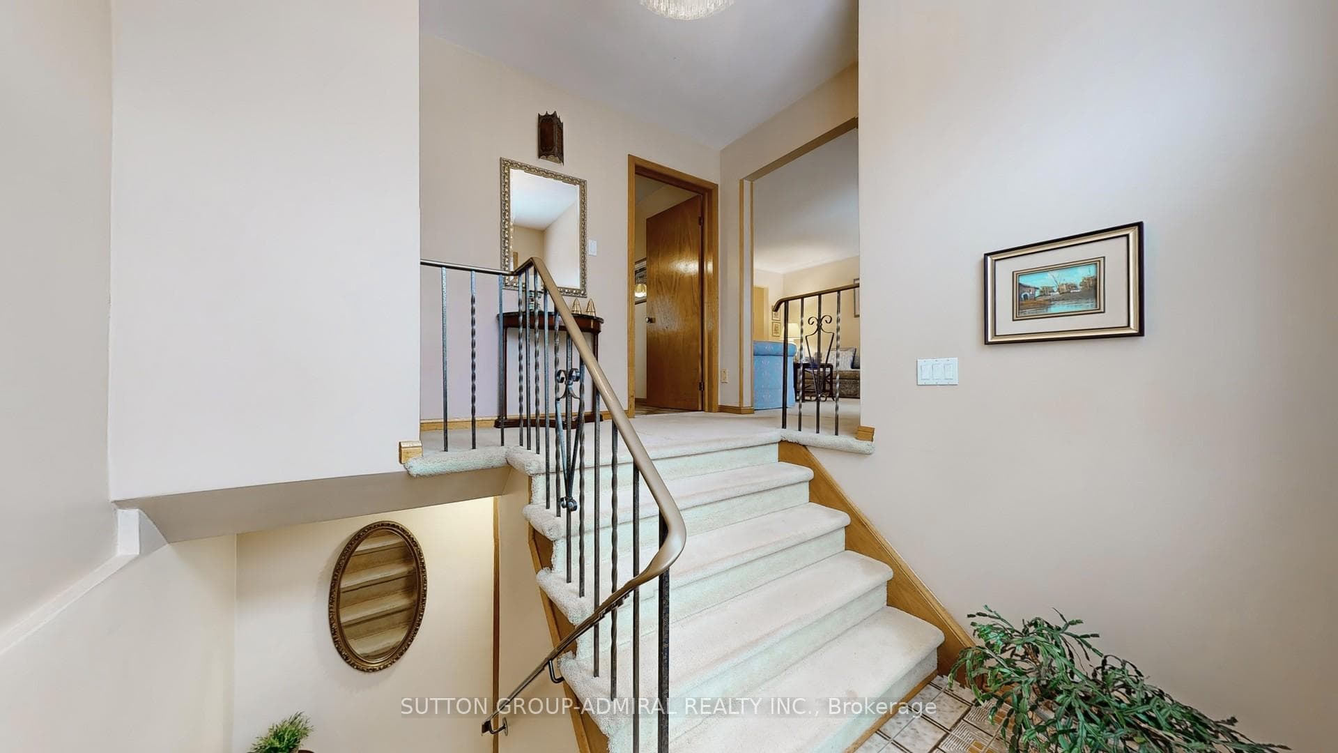 23 St. Paschal Court photo 5