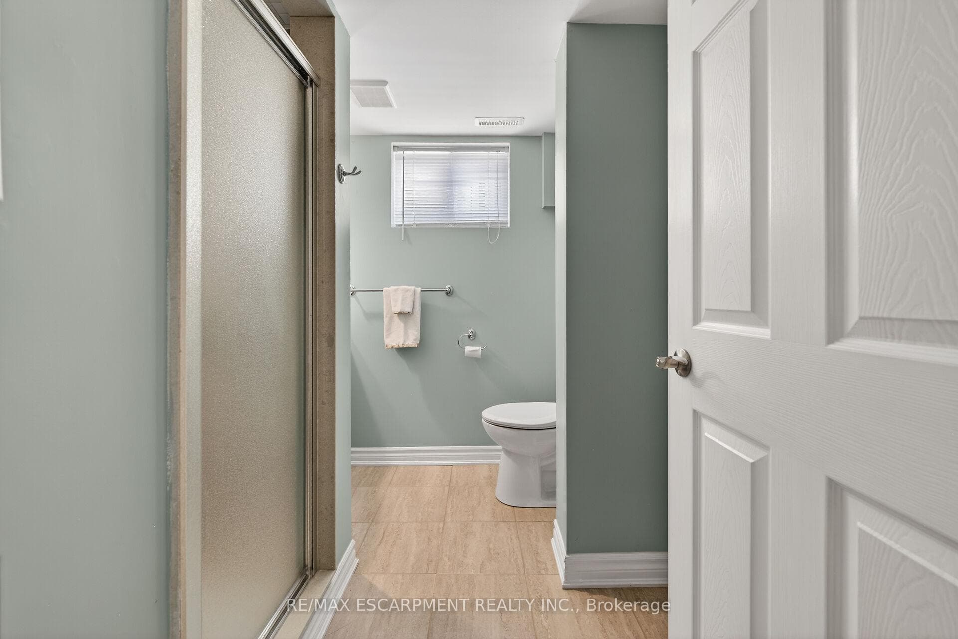 217 West 15th Street photo 33