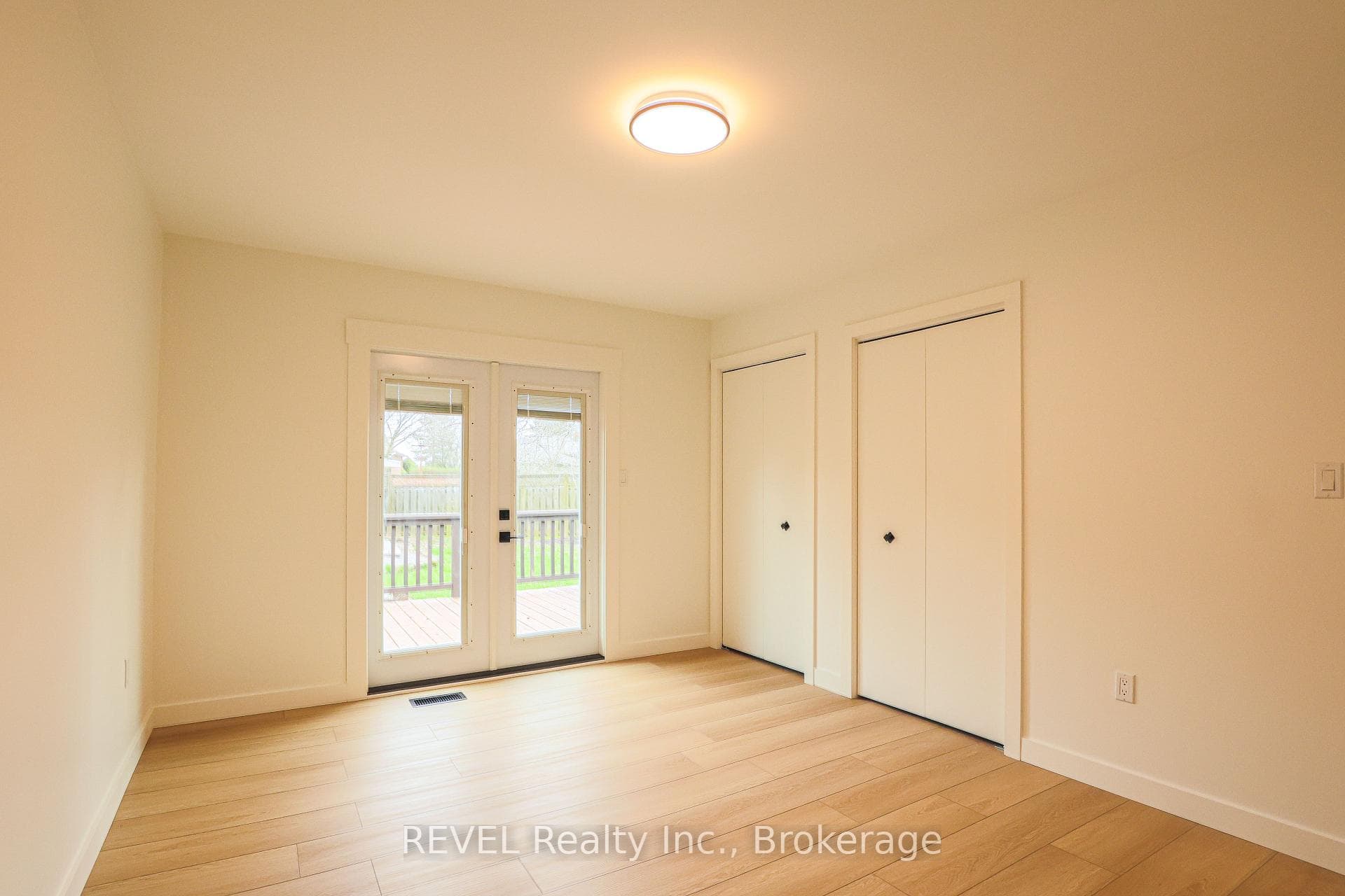 12 Andrea Drive photo 24