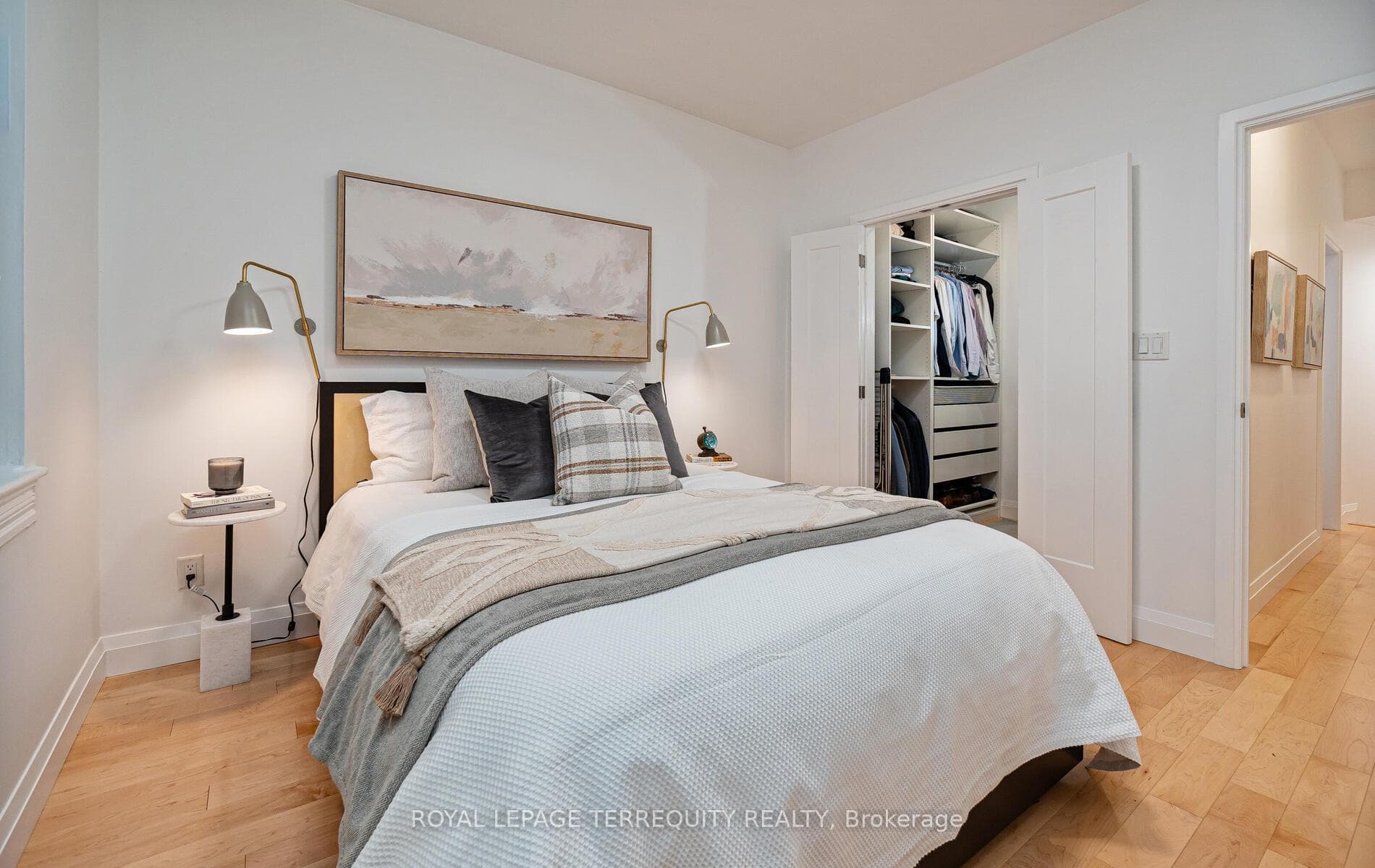 157 Claremont Street photo 18
