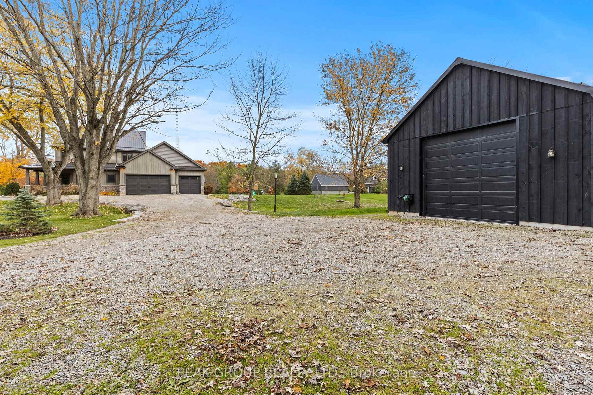 662 Foss Road photo 50