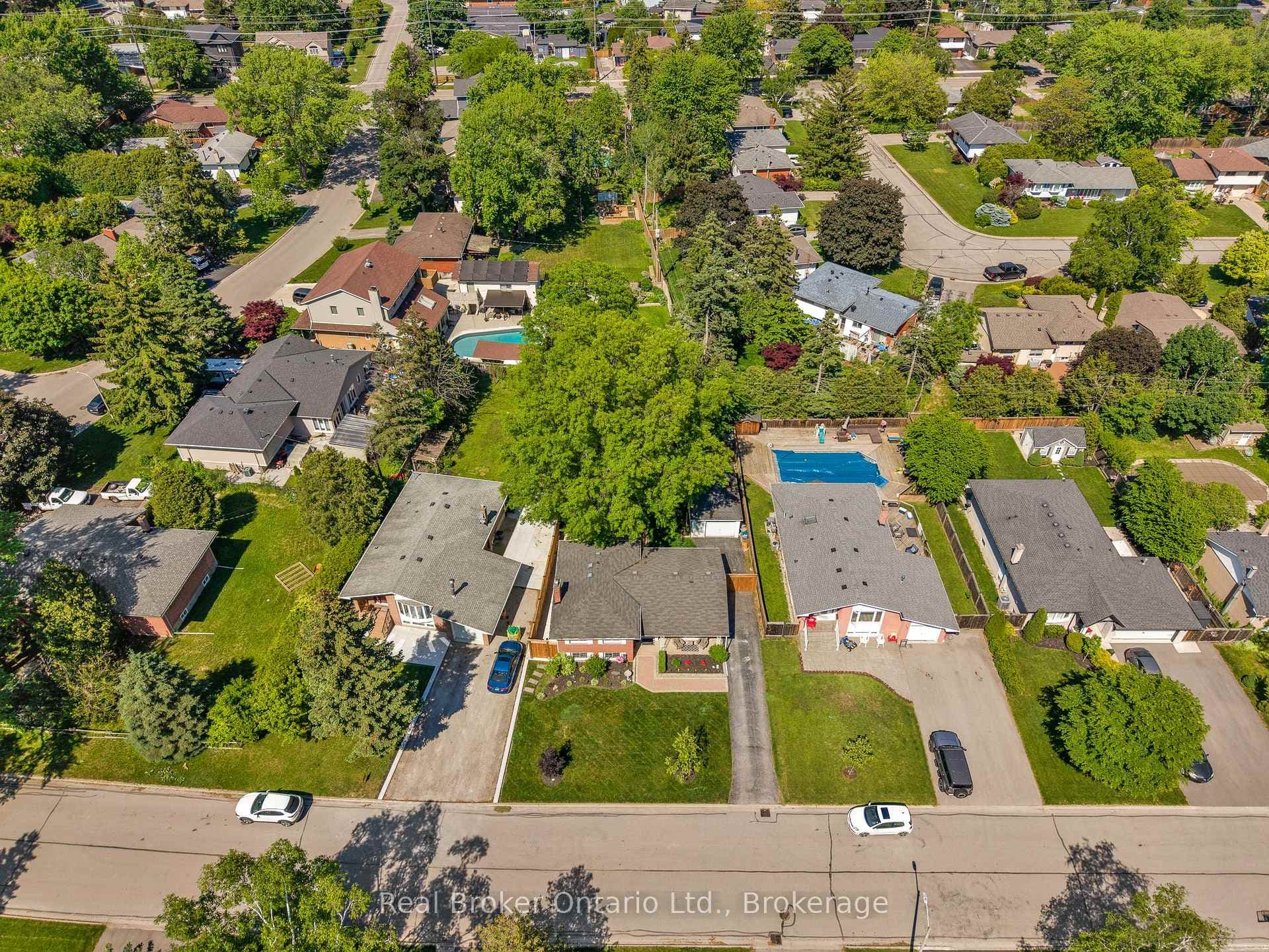 377 Duncombe Drive photo 37