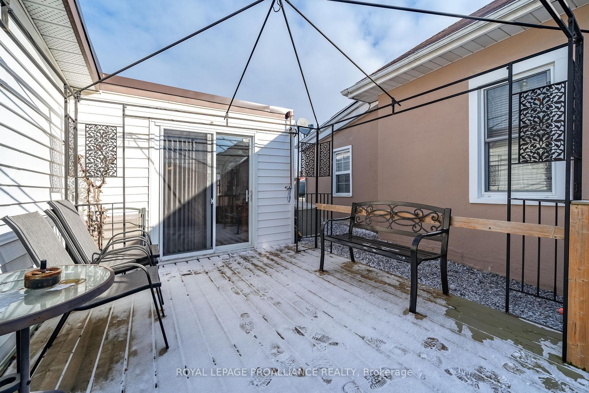 32 Crown Street photo 19