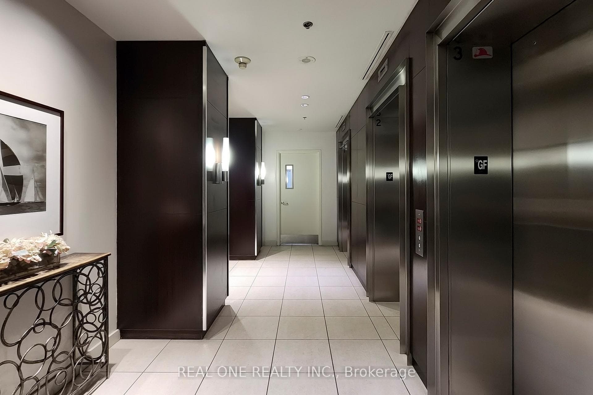 36 Lee Centre Drive Unit 1507 photo 7