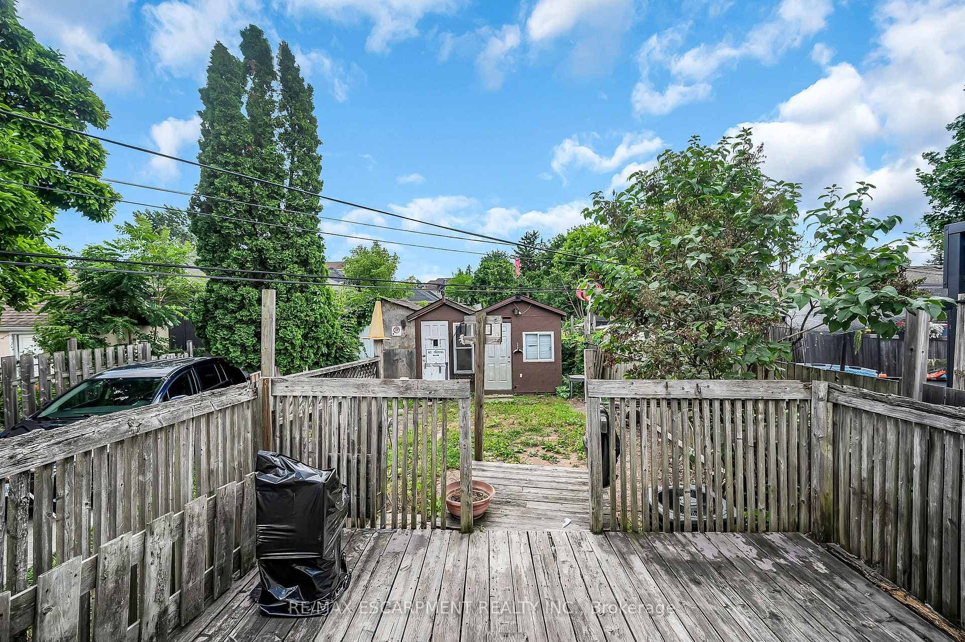 1256 Cannon Street photo 9