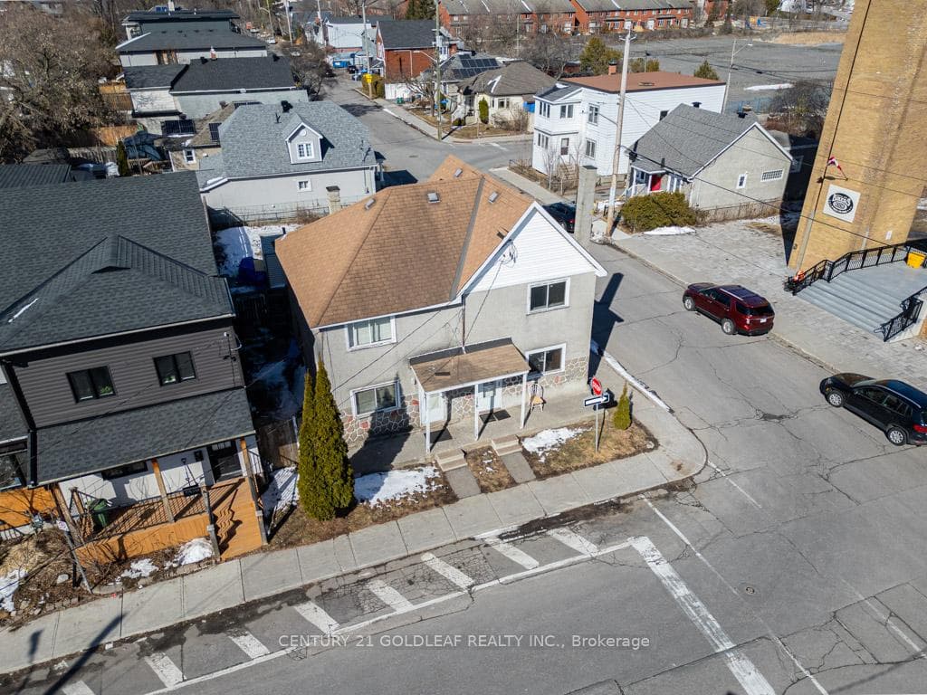 176 Durocher Street photo 9