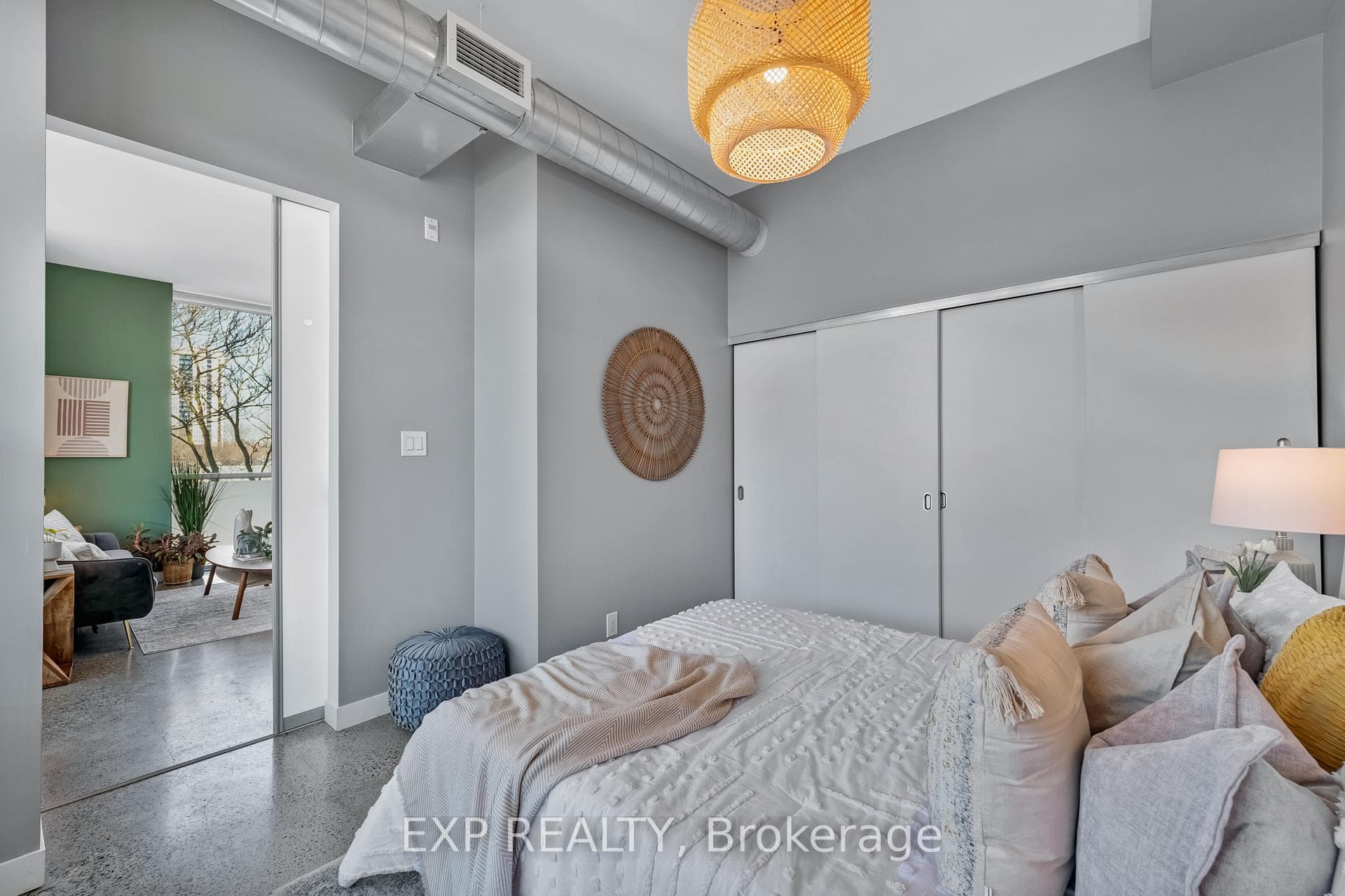 510 King Street Unit 409 photo 25