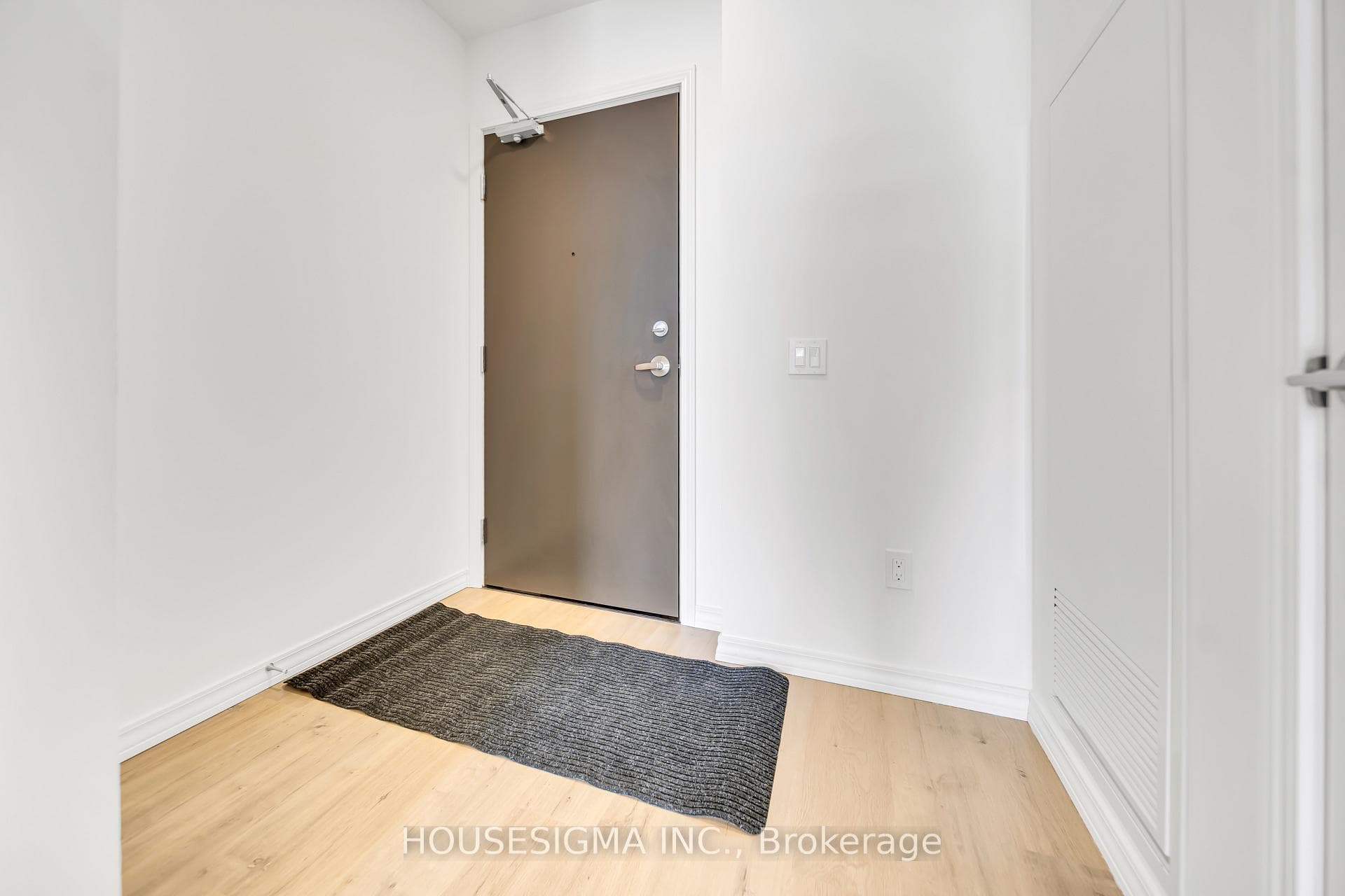 191 Elmira Road Unit 606 photo 30