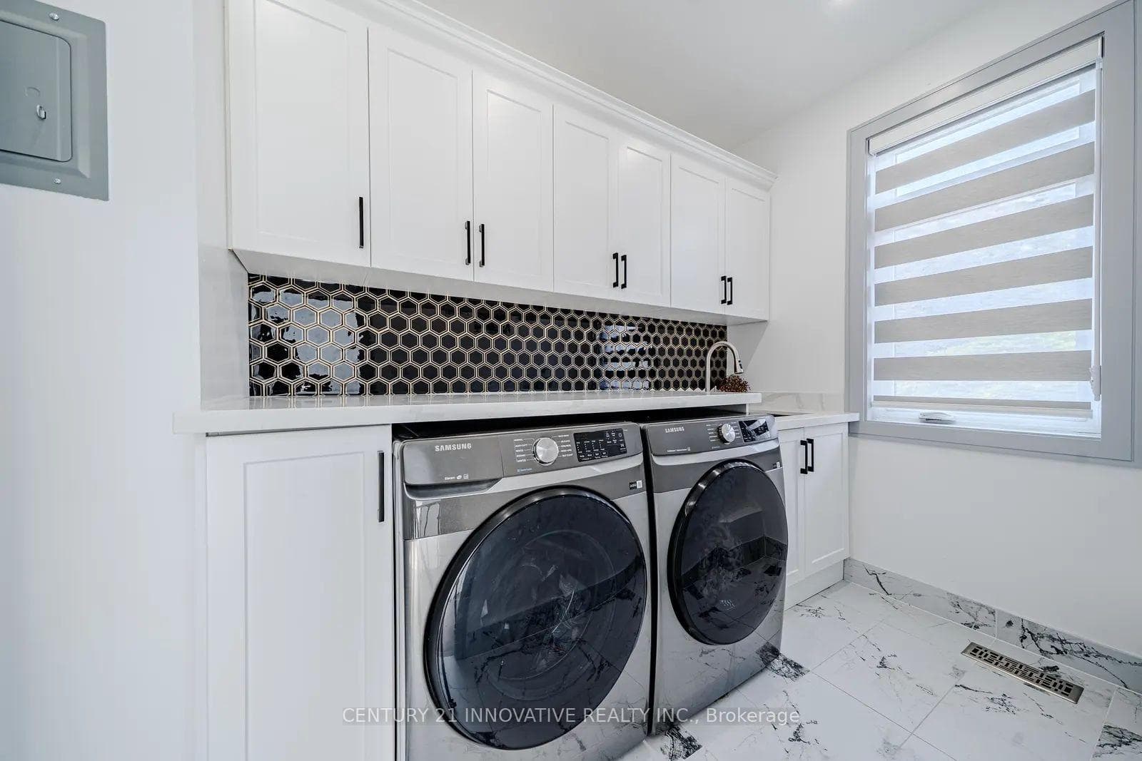 435 Miller Avenue photo 33