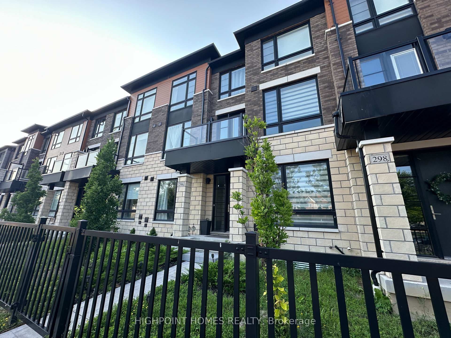 296 Carnwith Drive photo 3