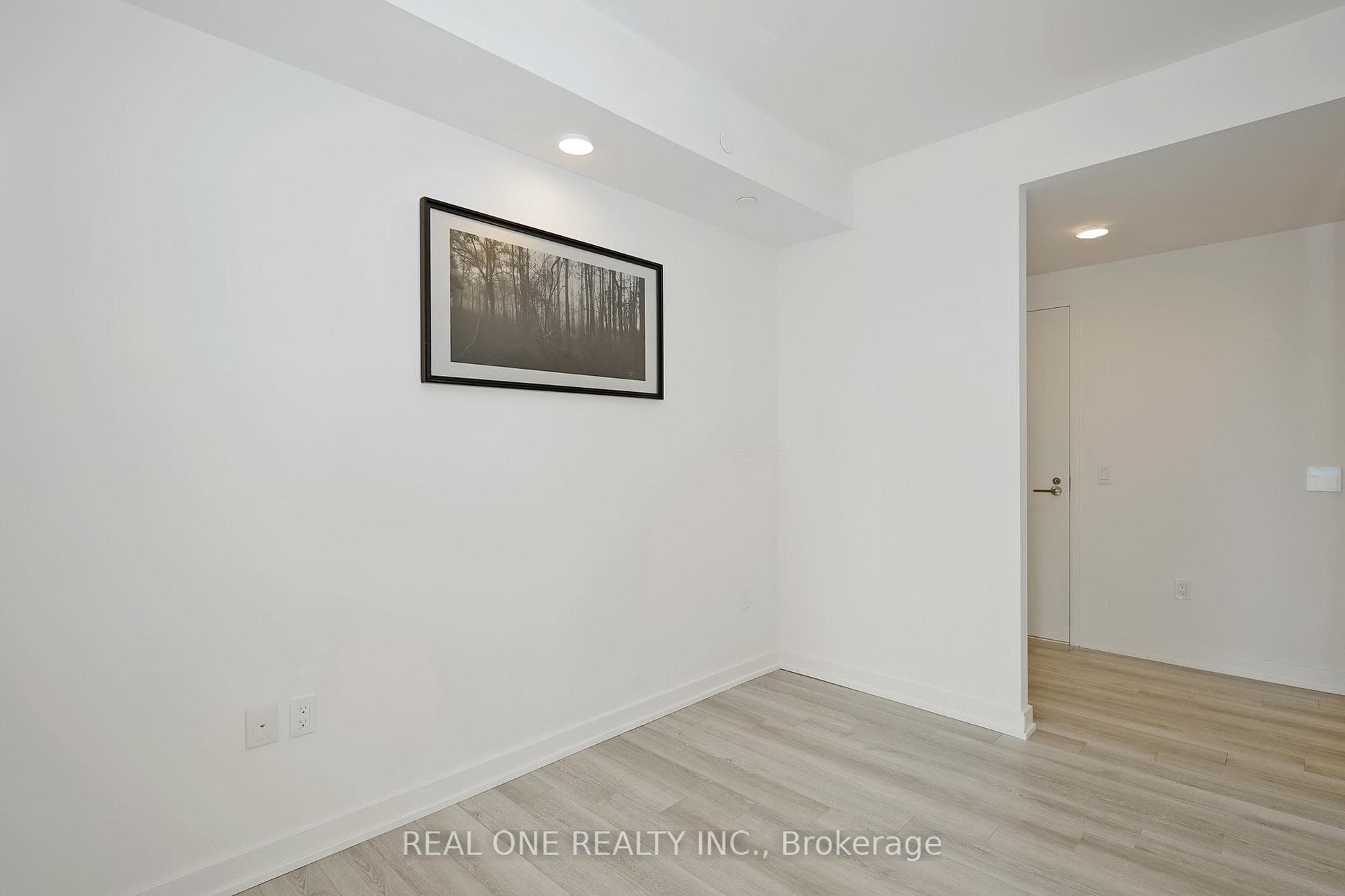 238 Simcoe Street Unit 2808 photo 23