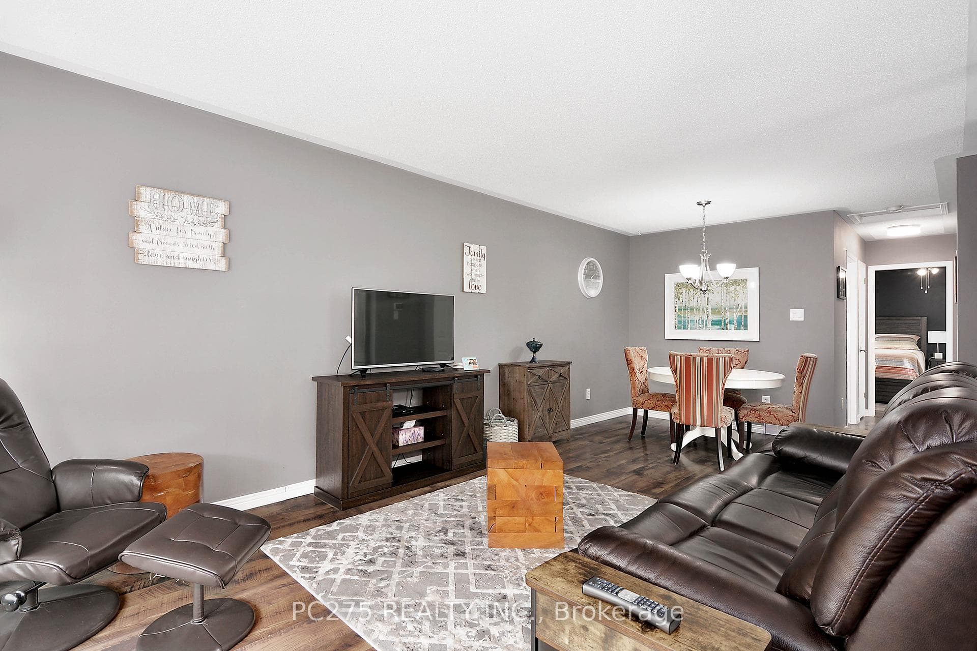 139 Pochard Lane photo 4