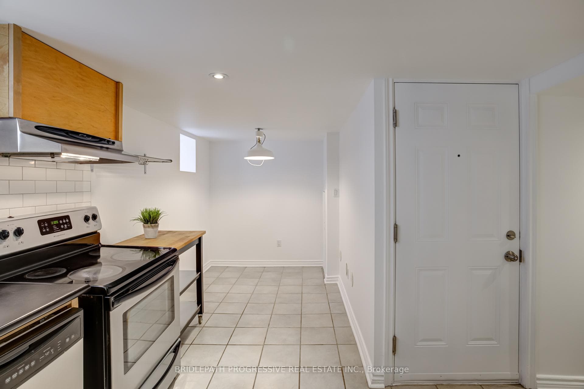 103 Ashdale Avenue Unit 3 photo 9