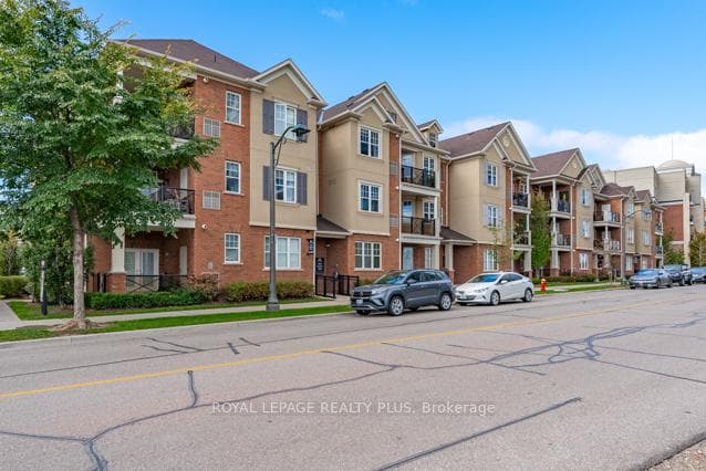2338 Taunton Road Unit 204 photo 4